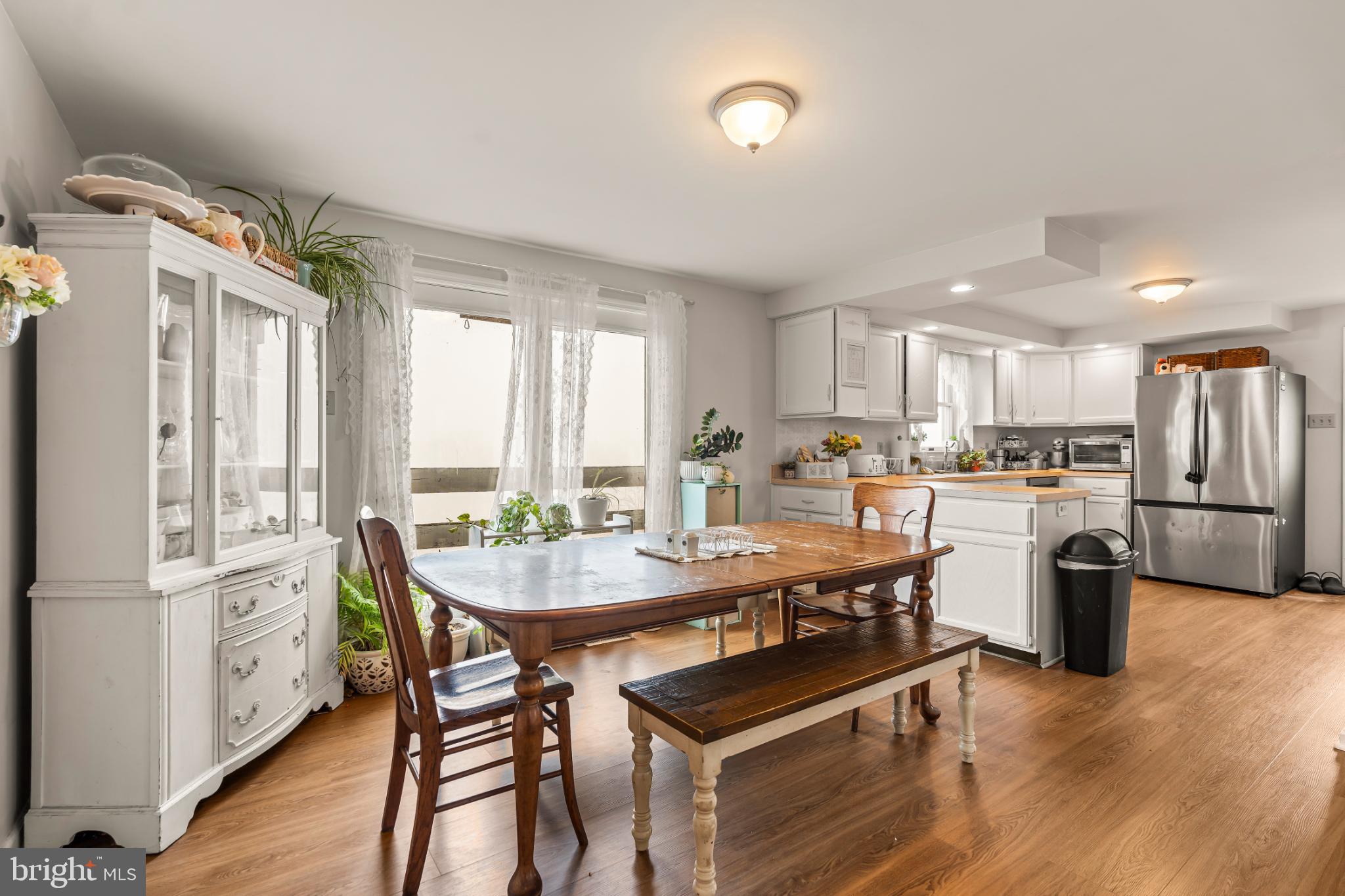 RED HAWK - Residential