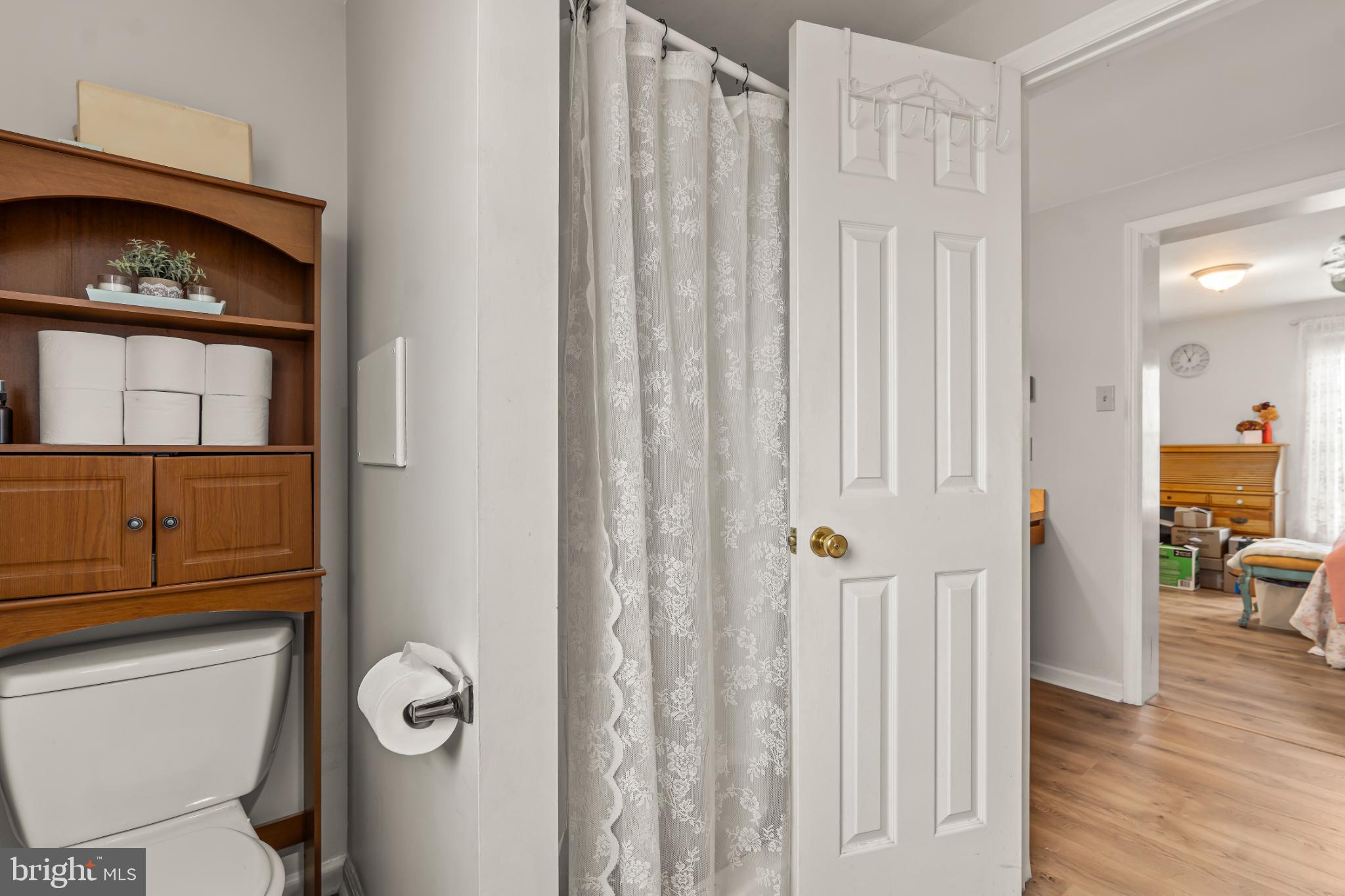 RED HAWK - Residential