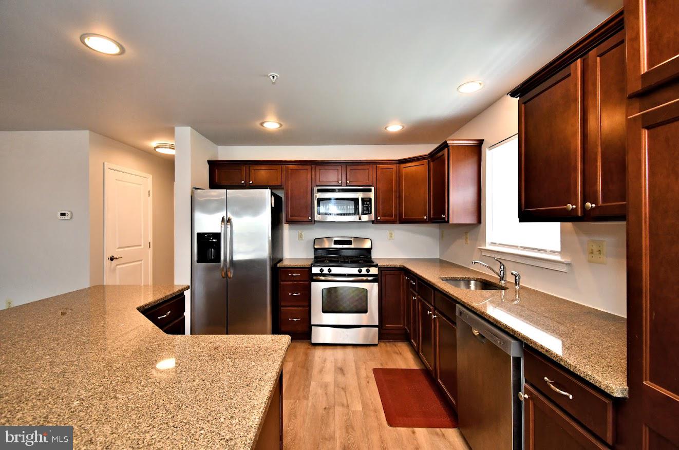 PROVIDENCE RESERVE - Residential