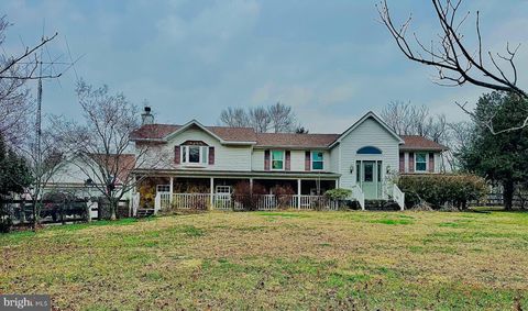 9304 TROY DRIVE NOKESVILLE VA 20181