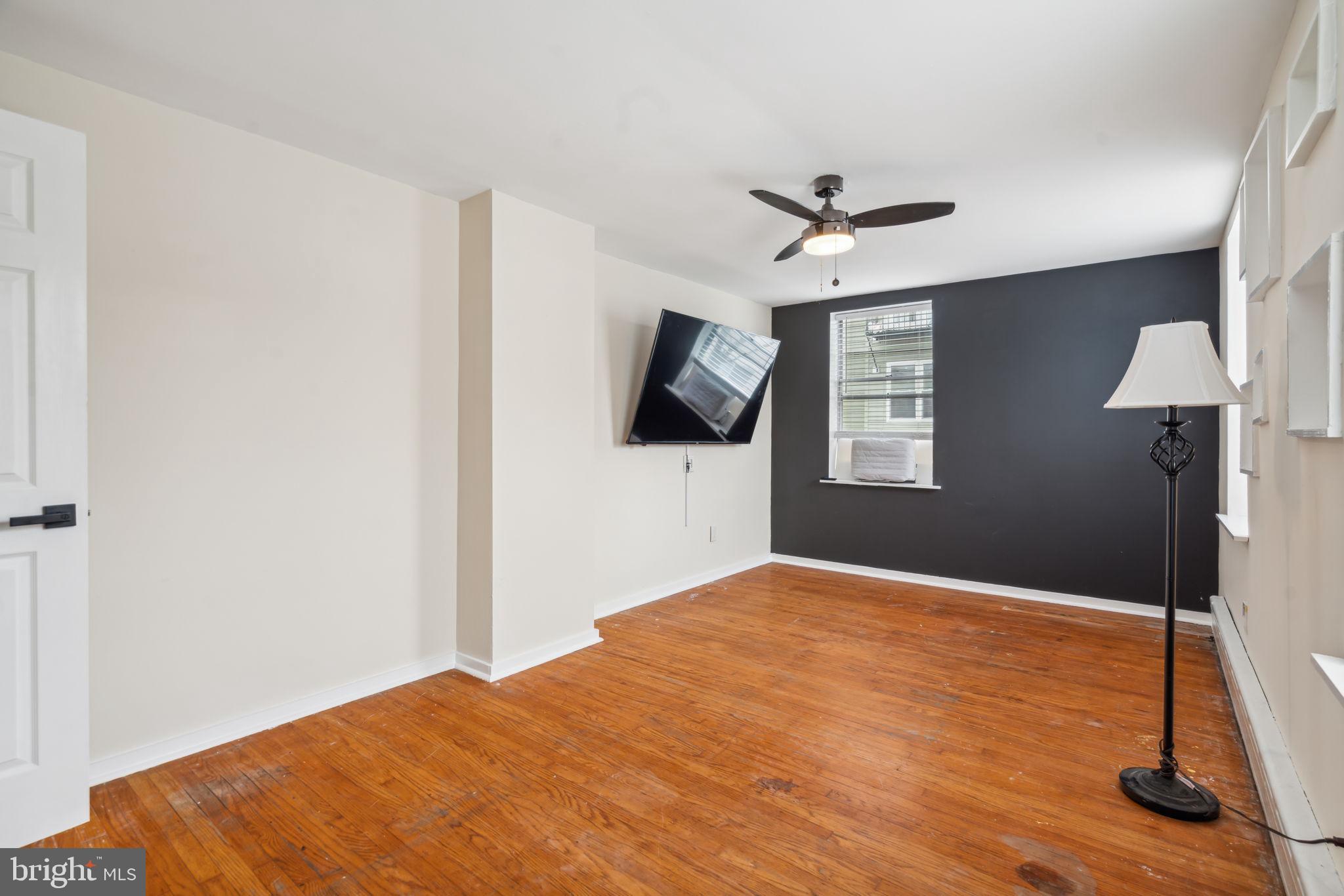 POINT BREEZE - Residential Lease