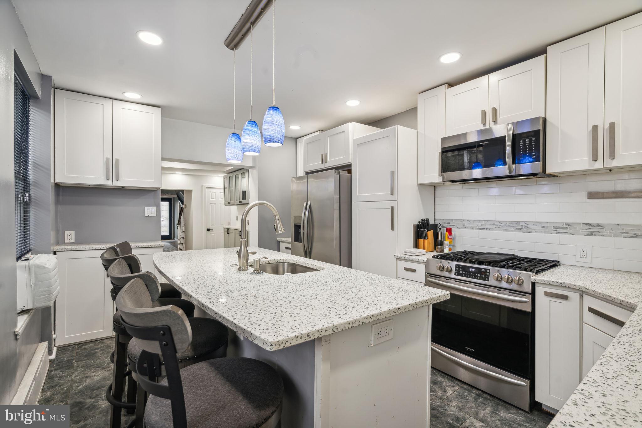 POINT BREEZE - Residential Lease