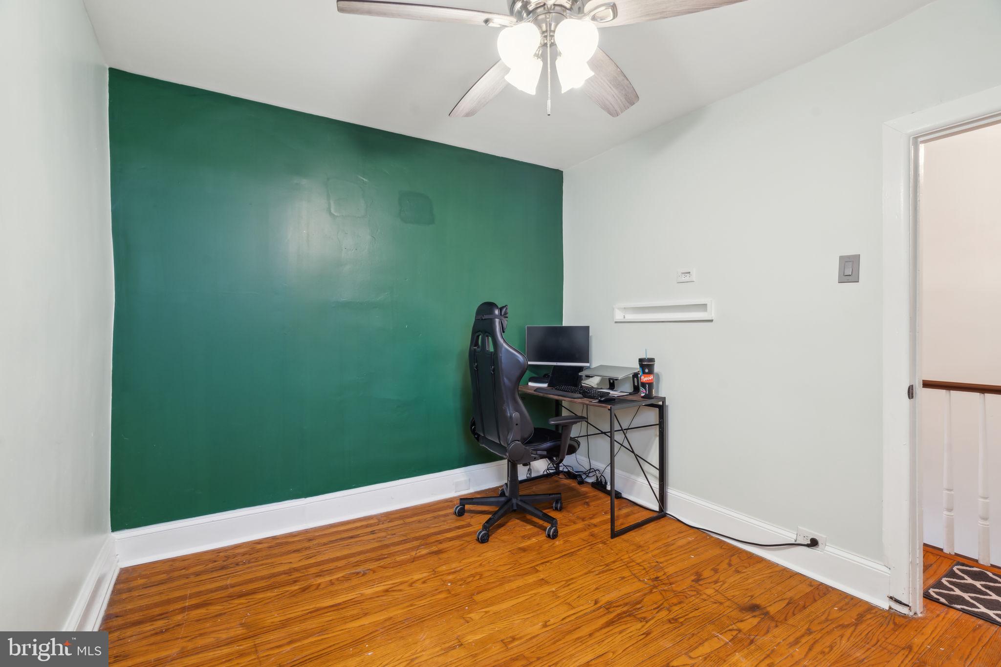 POINT BREEZE - Residential Lease