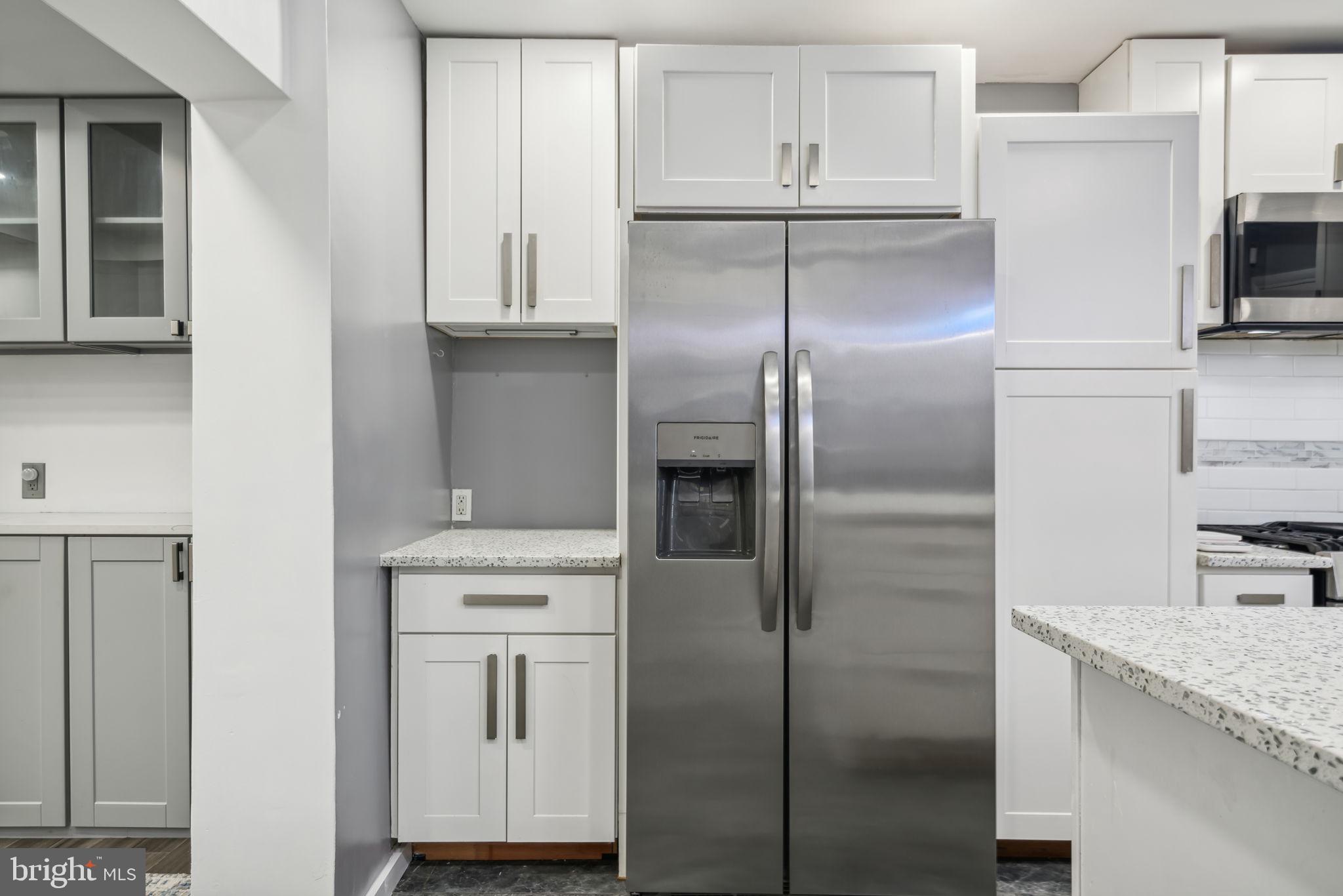 POINT BREEZE - Residential Lease