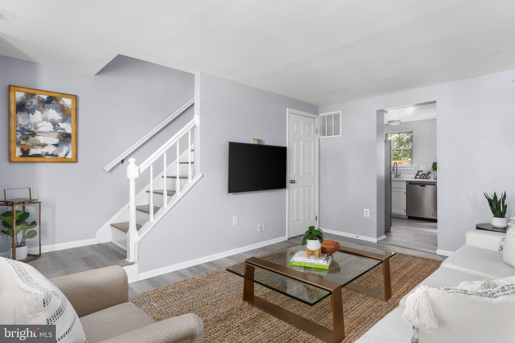 COUNTRYSIDE - Residential