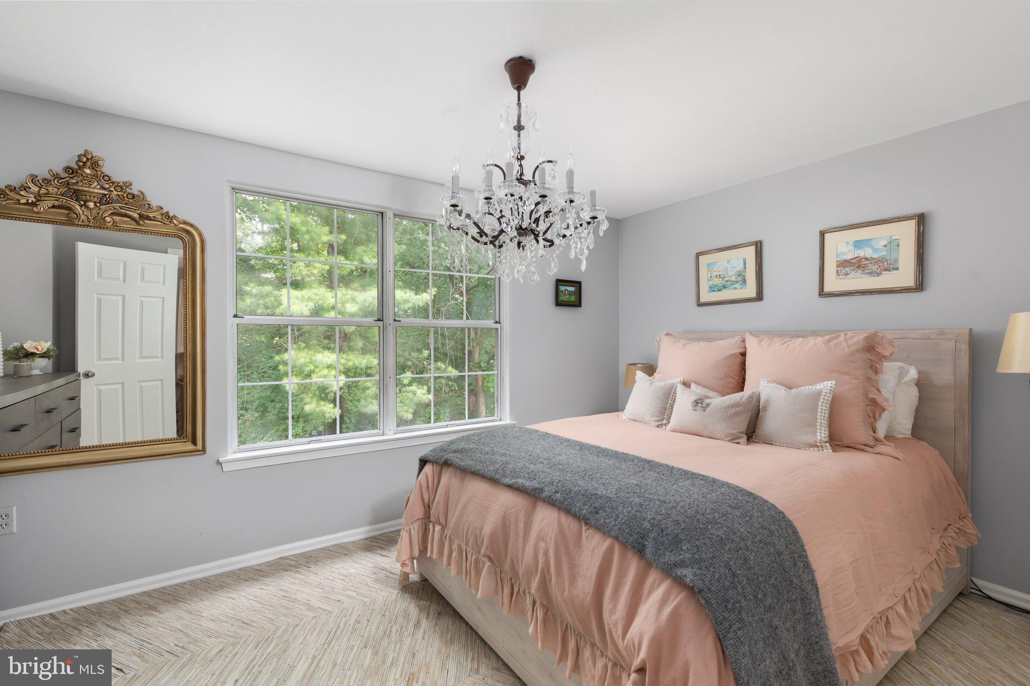 COUNTRYSIDE - Residential