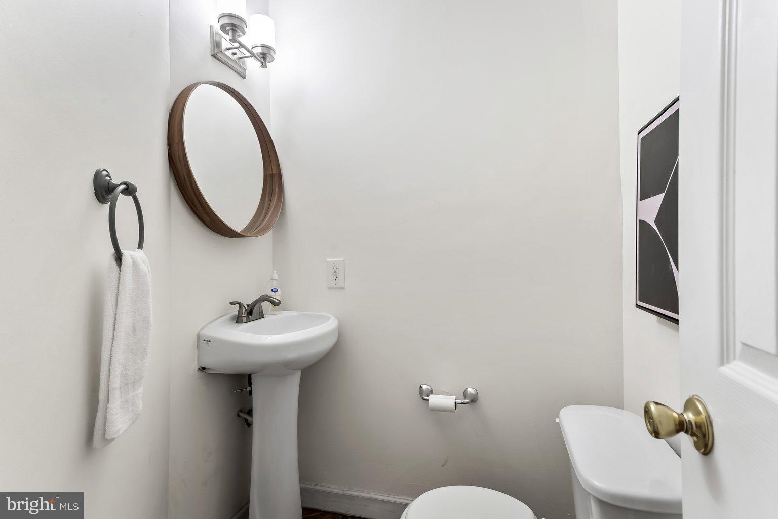 UNION SQUARE - Residential Lease