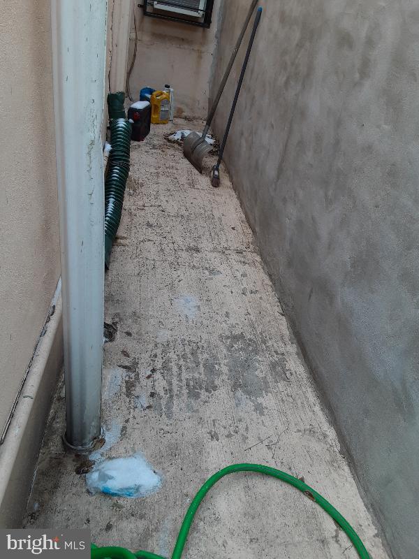 KENSINGTON - Residential Lease