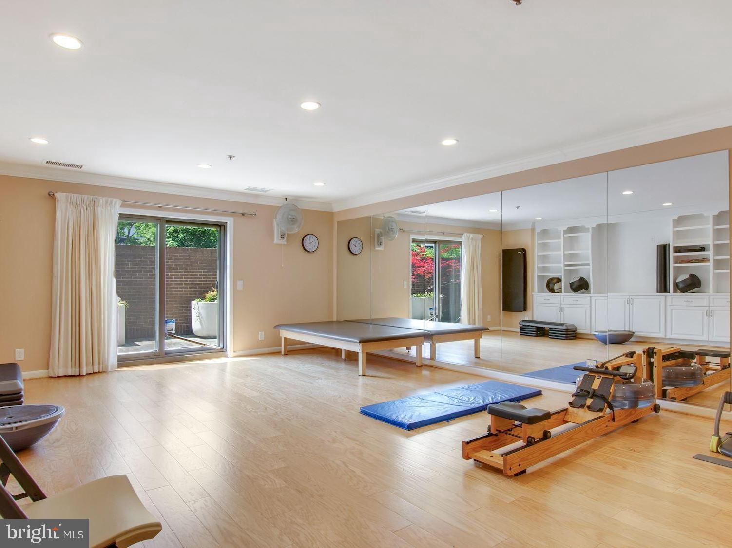 THE WESLIE - Residential