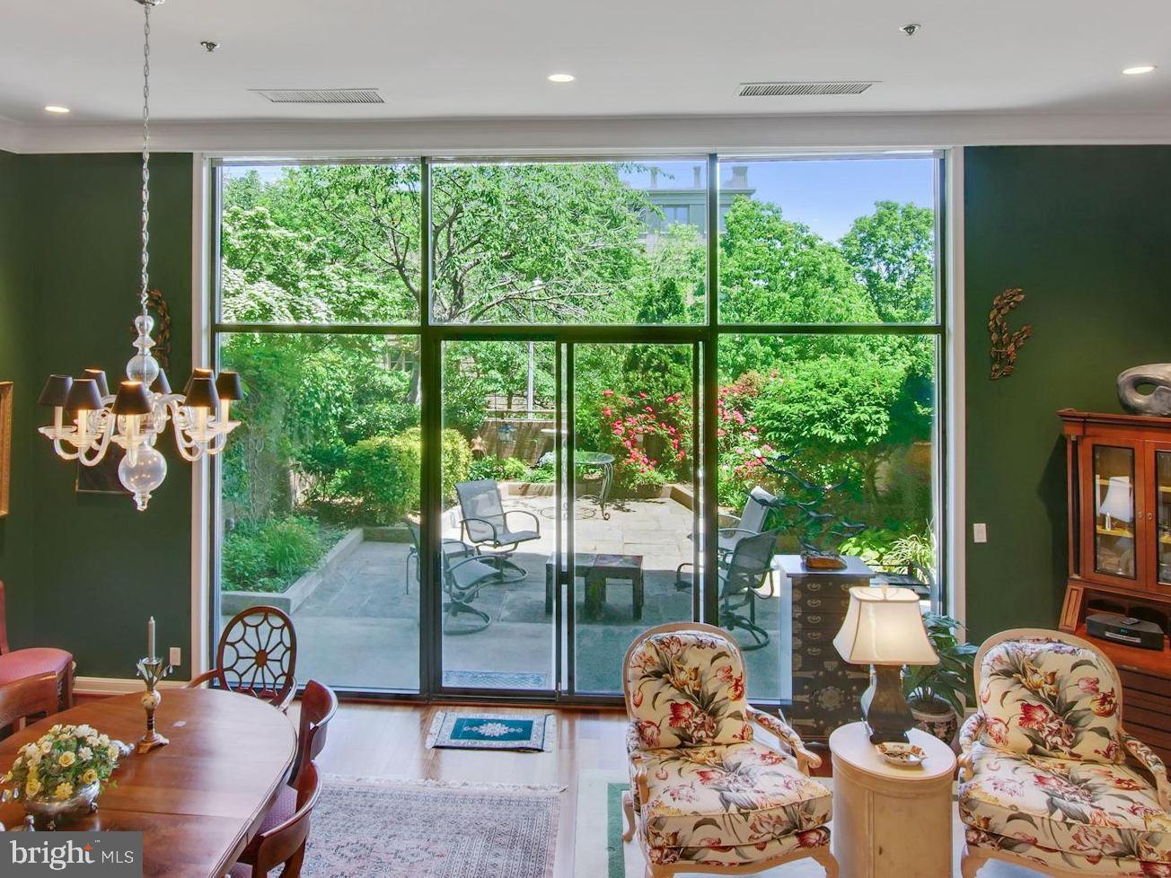 THE WESLIE - Residential