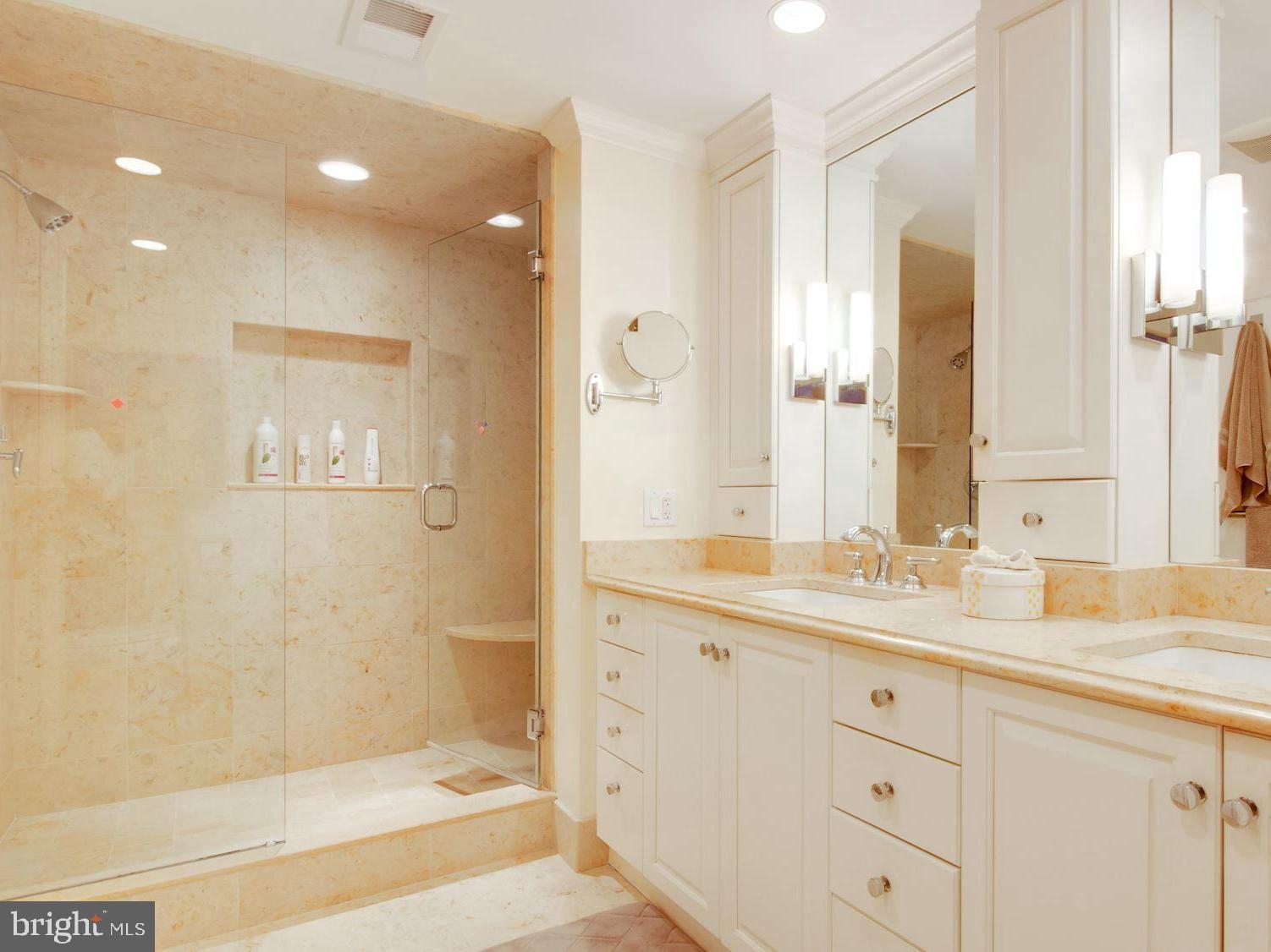 THE WESLIE - Residential