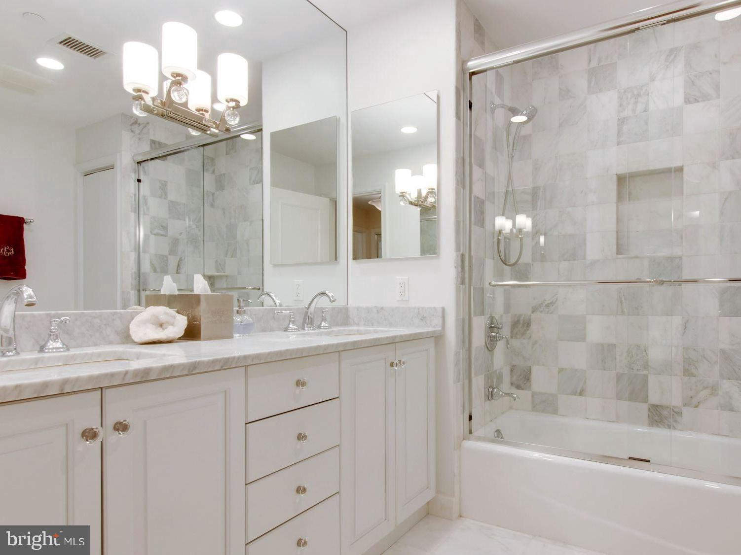 THE WESLIE - Residential