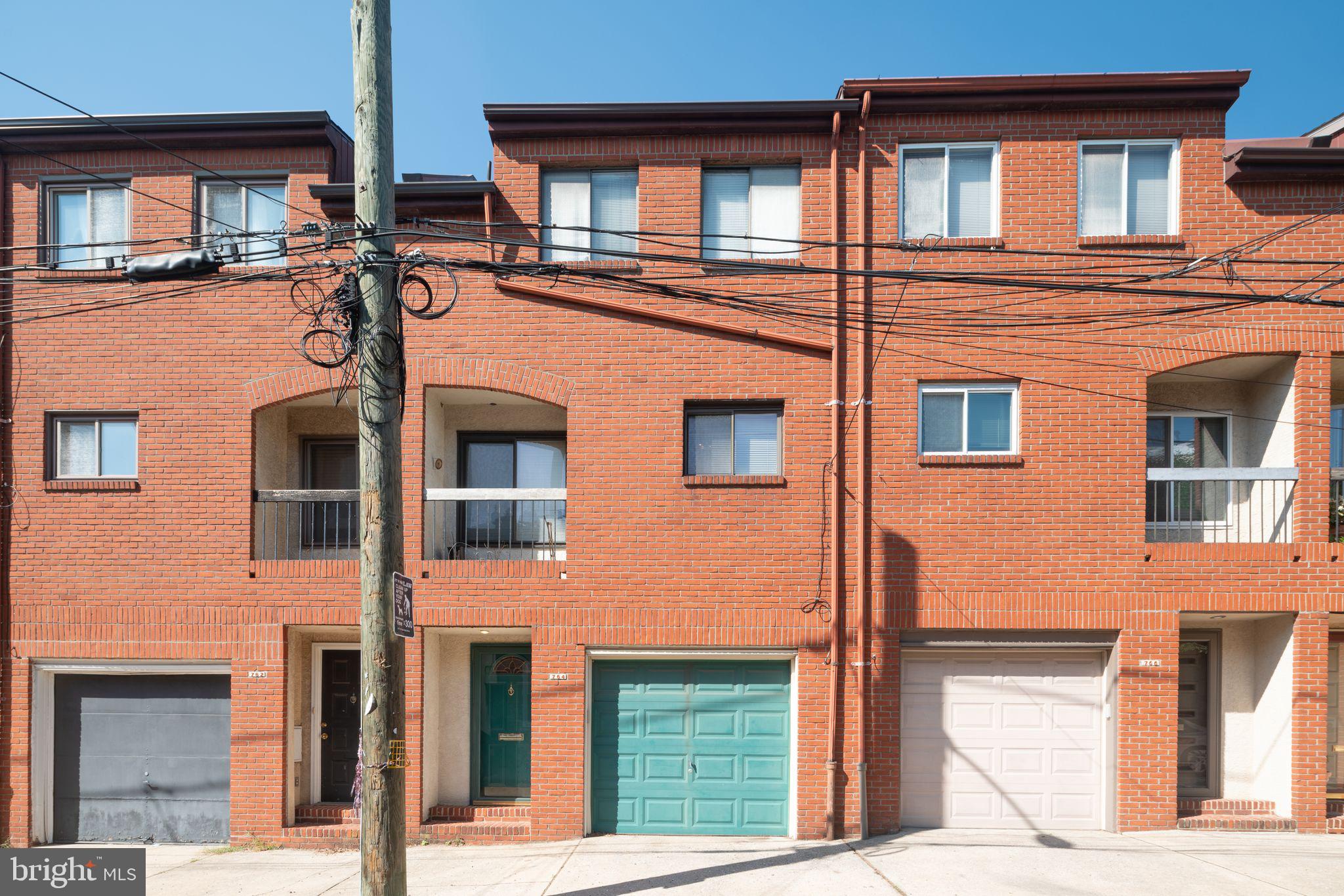 FAIRMOUNT - Residential
