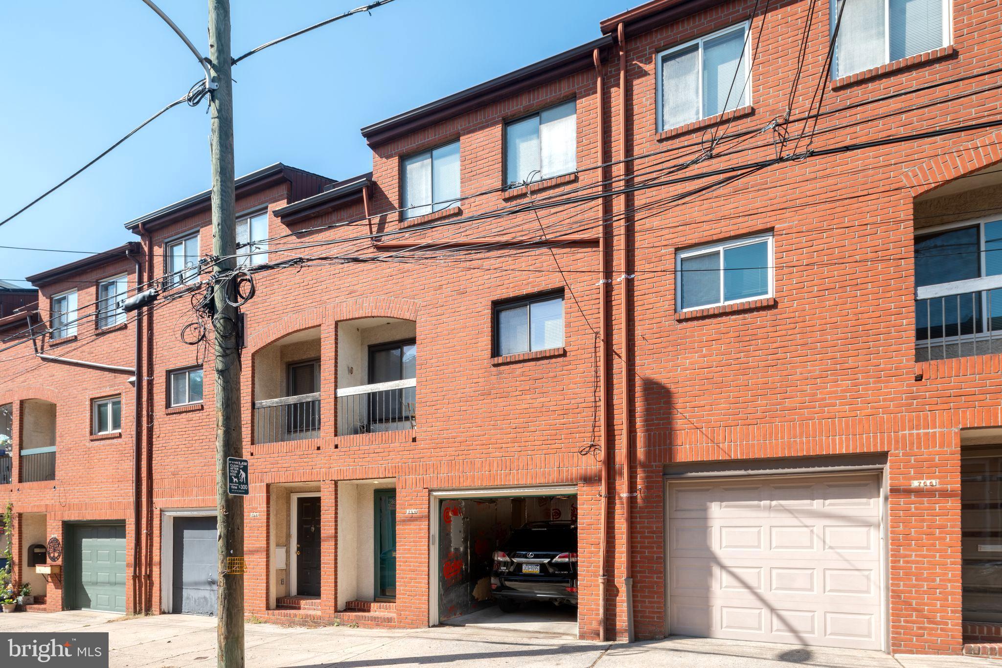 FAIRMOUNT - Residential