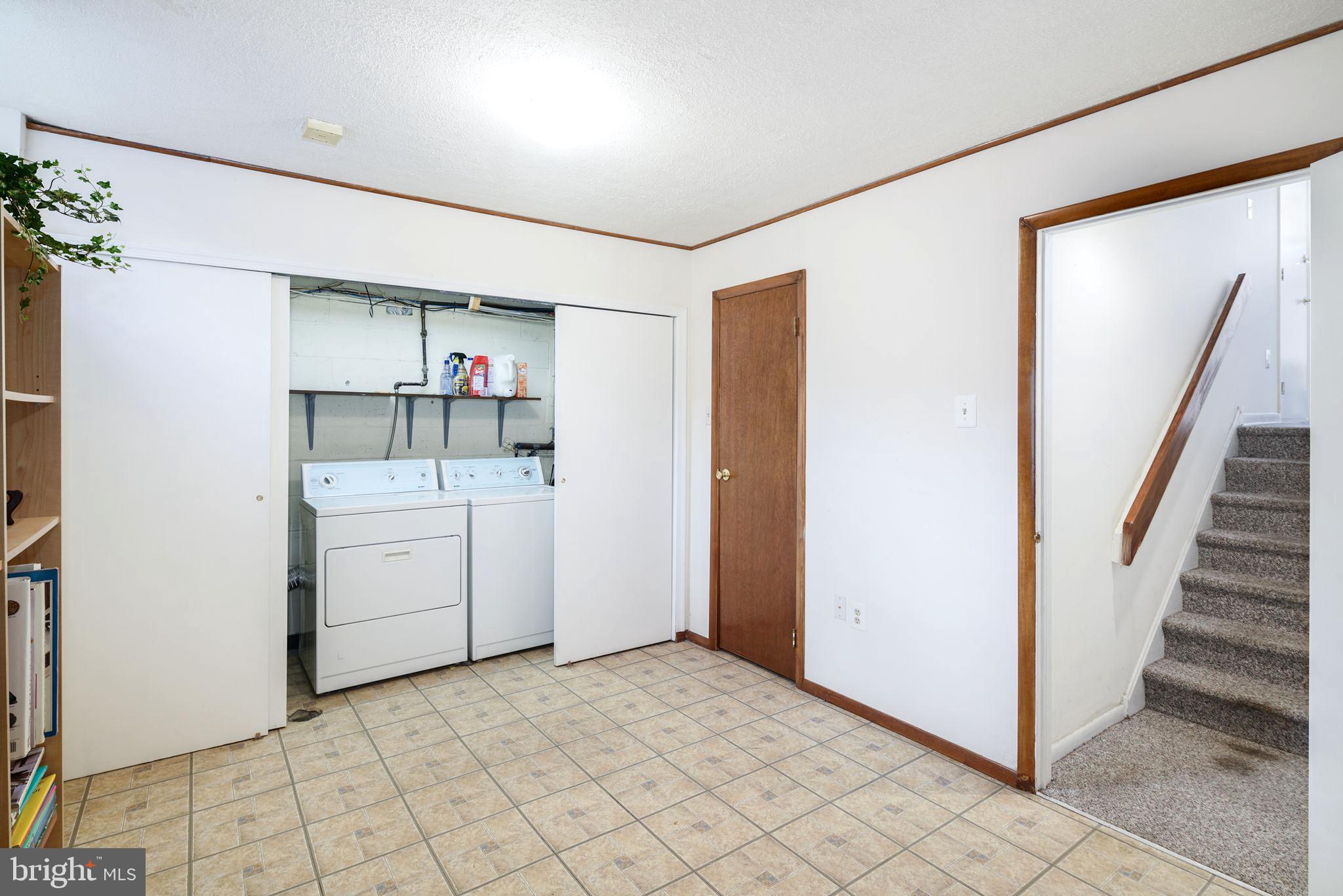 FAIRMOUNT - Residential