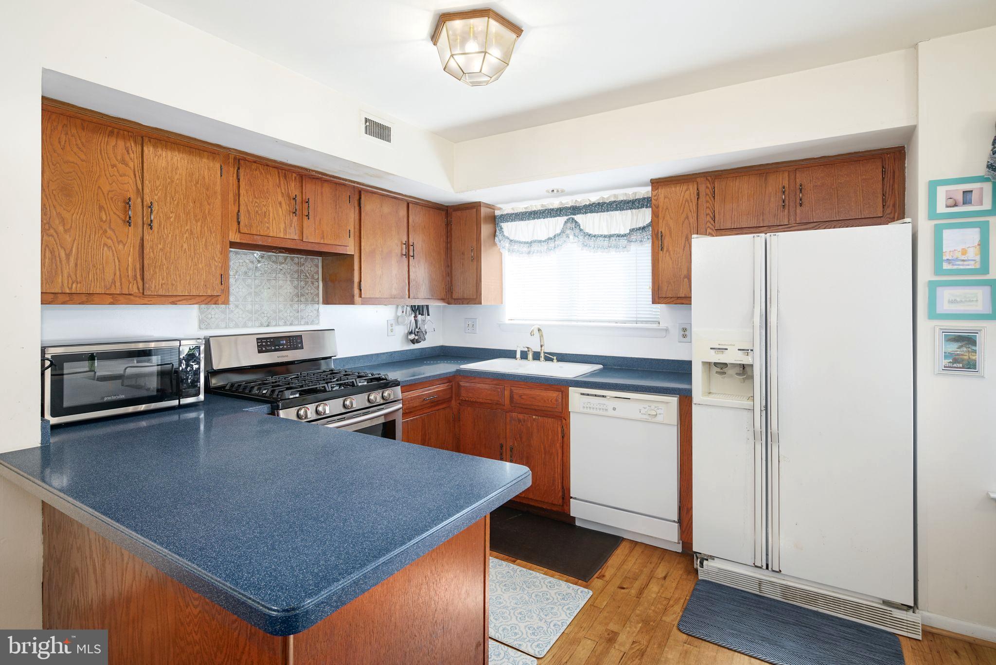 FAIRMOUNT - Residential