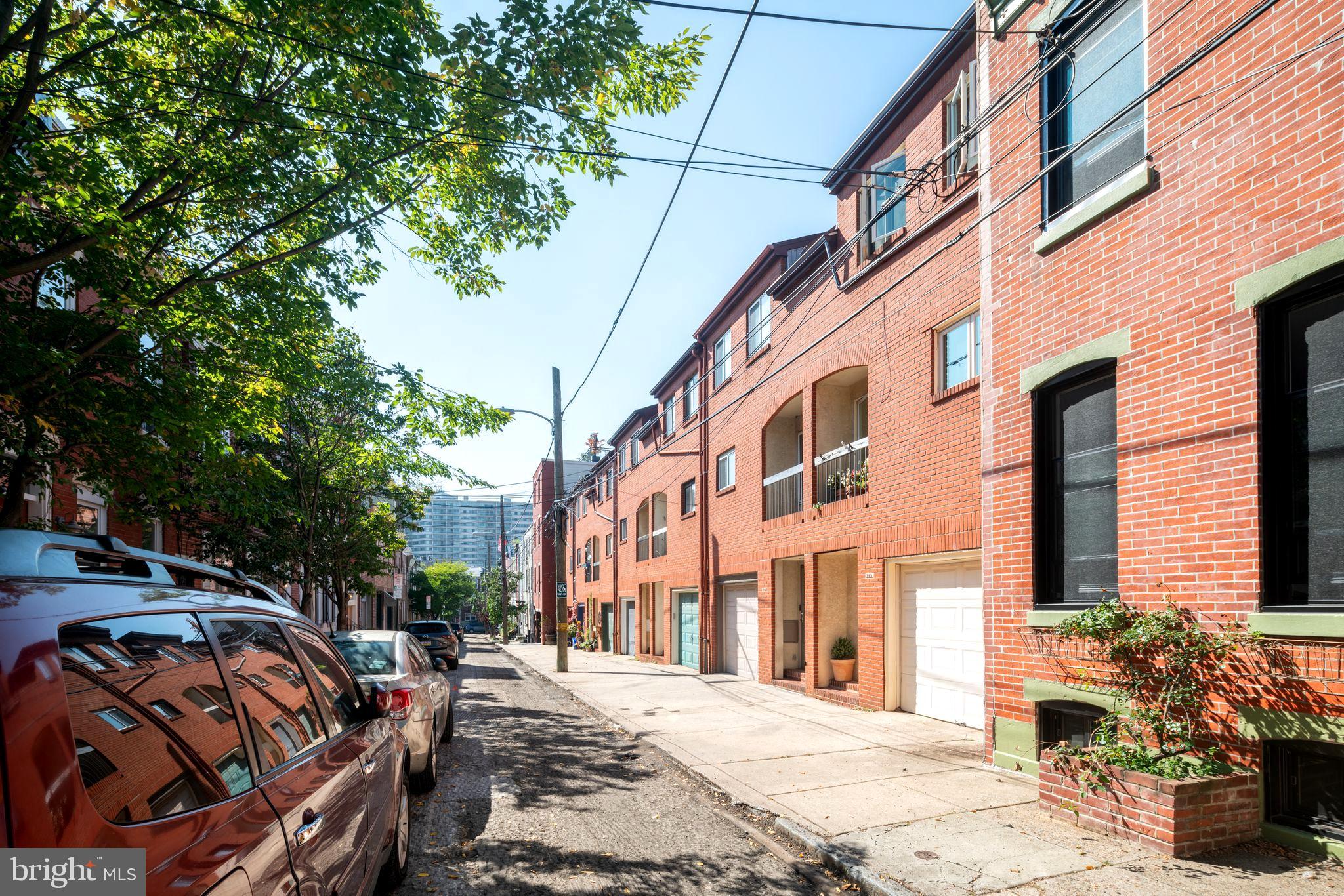 FAIRMOUNT - Residential