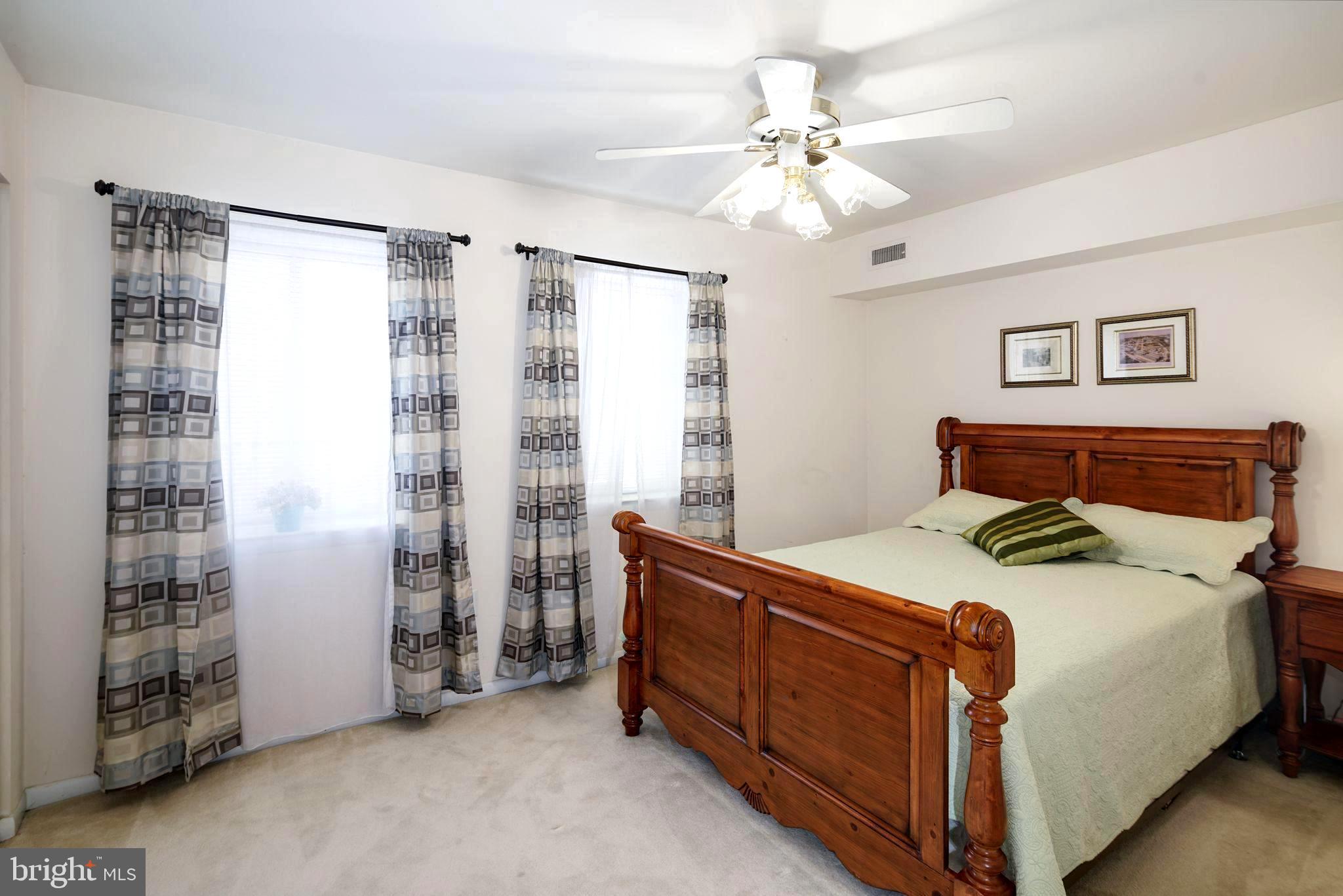 FAIRMOUNT - Residential
