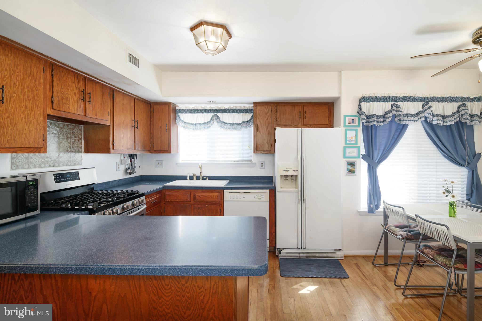 FAIRMOUNT - Residential