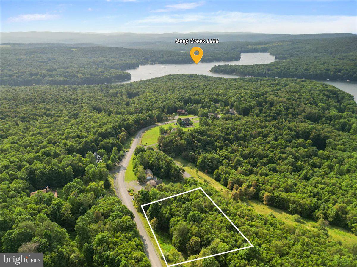 24 WOODLANDS HILL LANE