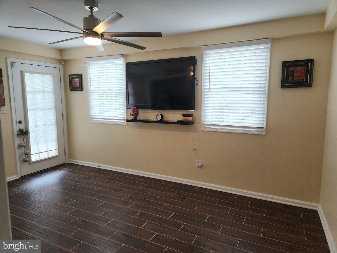 TEMPLETON KNOLLS - Residential