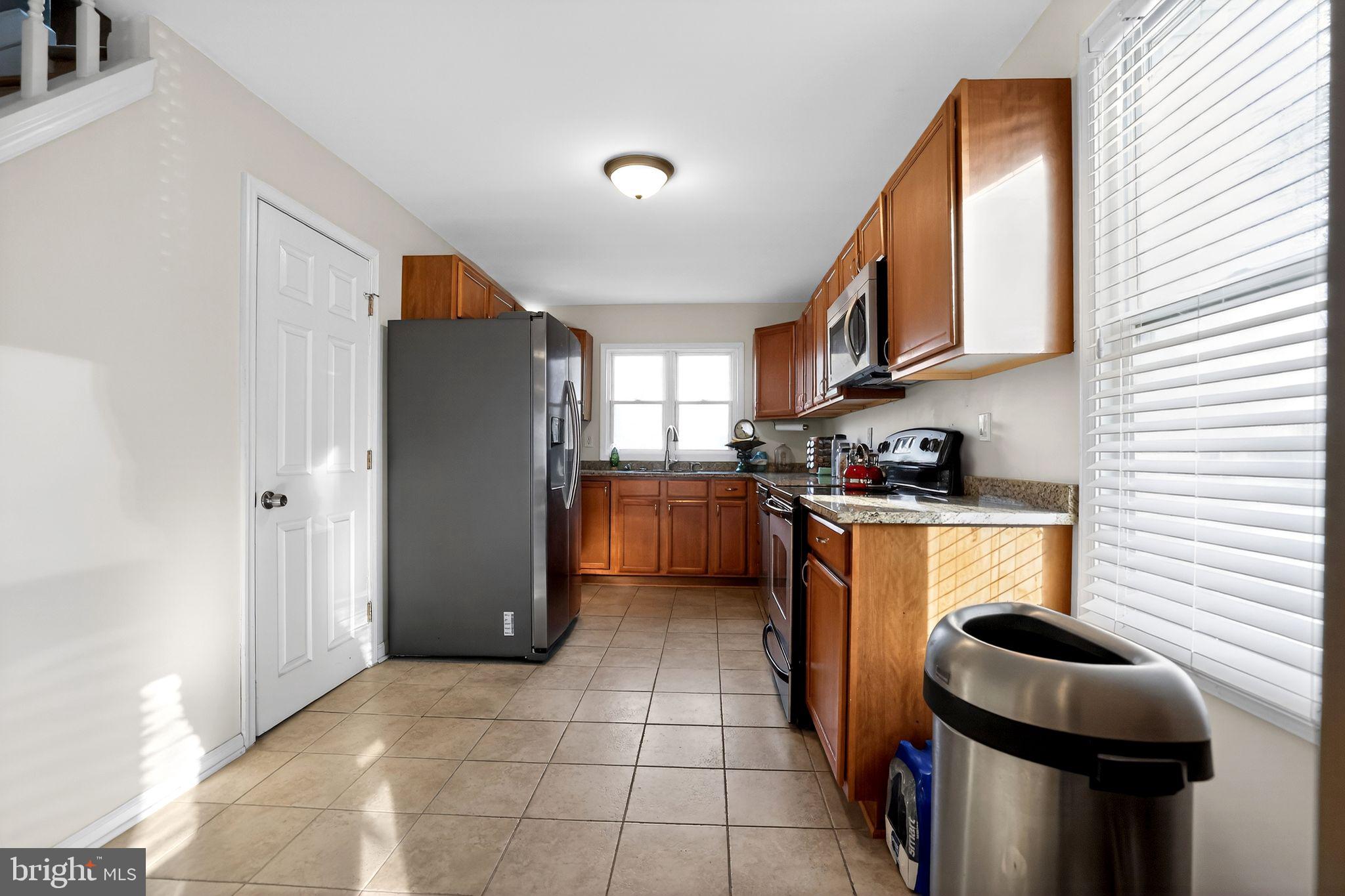 EAST HALETHORPE - Residential