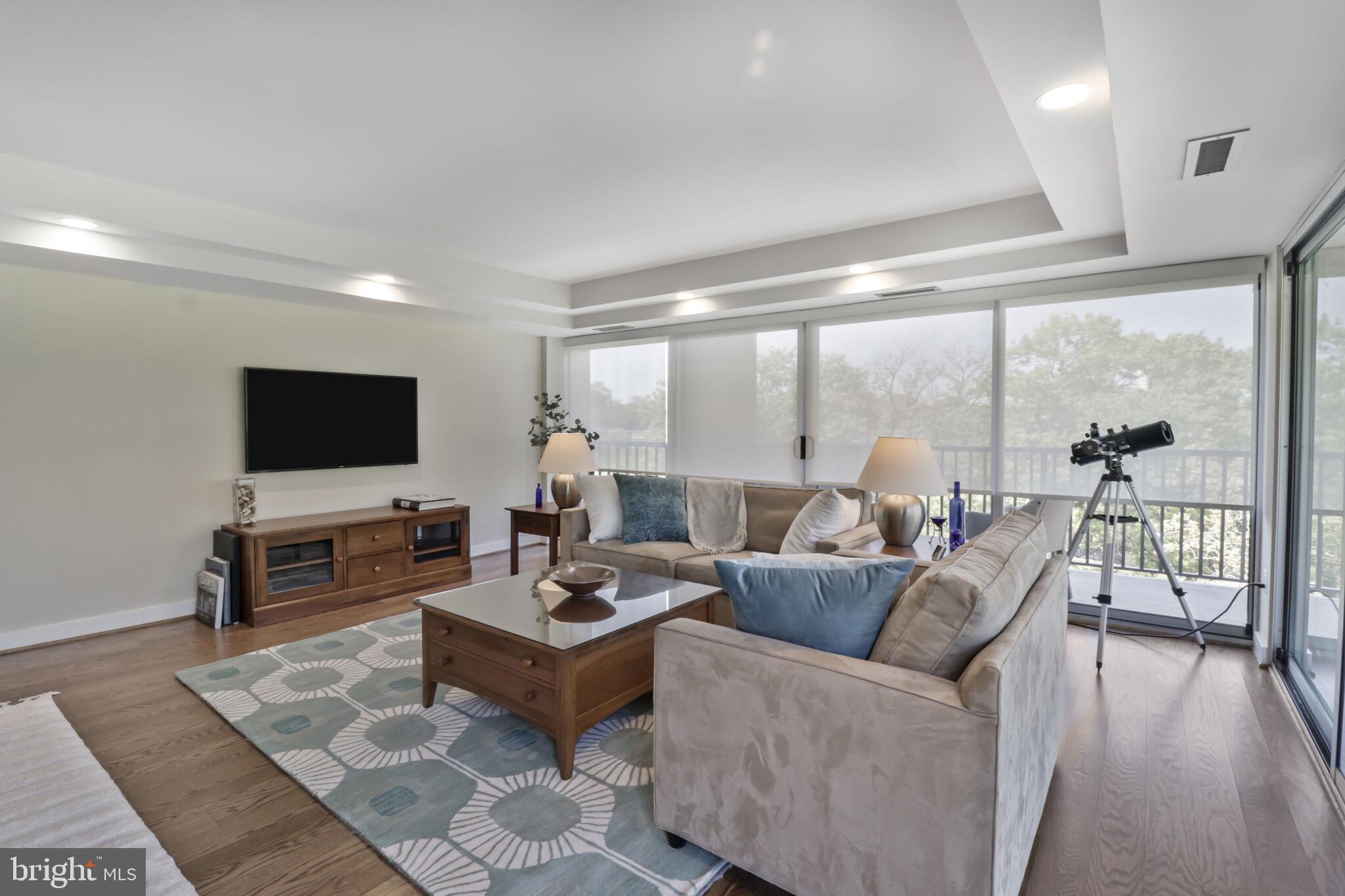 1300 ARMY NAVY DRIVE 709