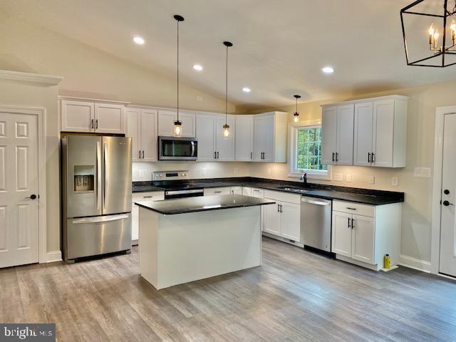MOUNTAIN VIEW - Residential