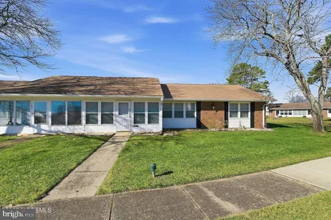 1169 Clydebank Court, Lakewood, NJ MLS: NJOC2038656