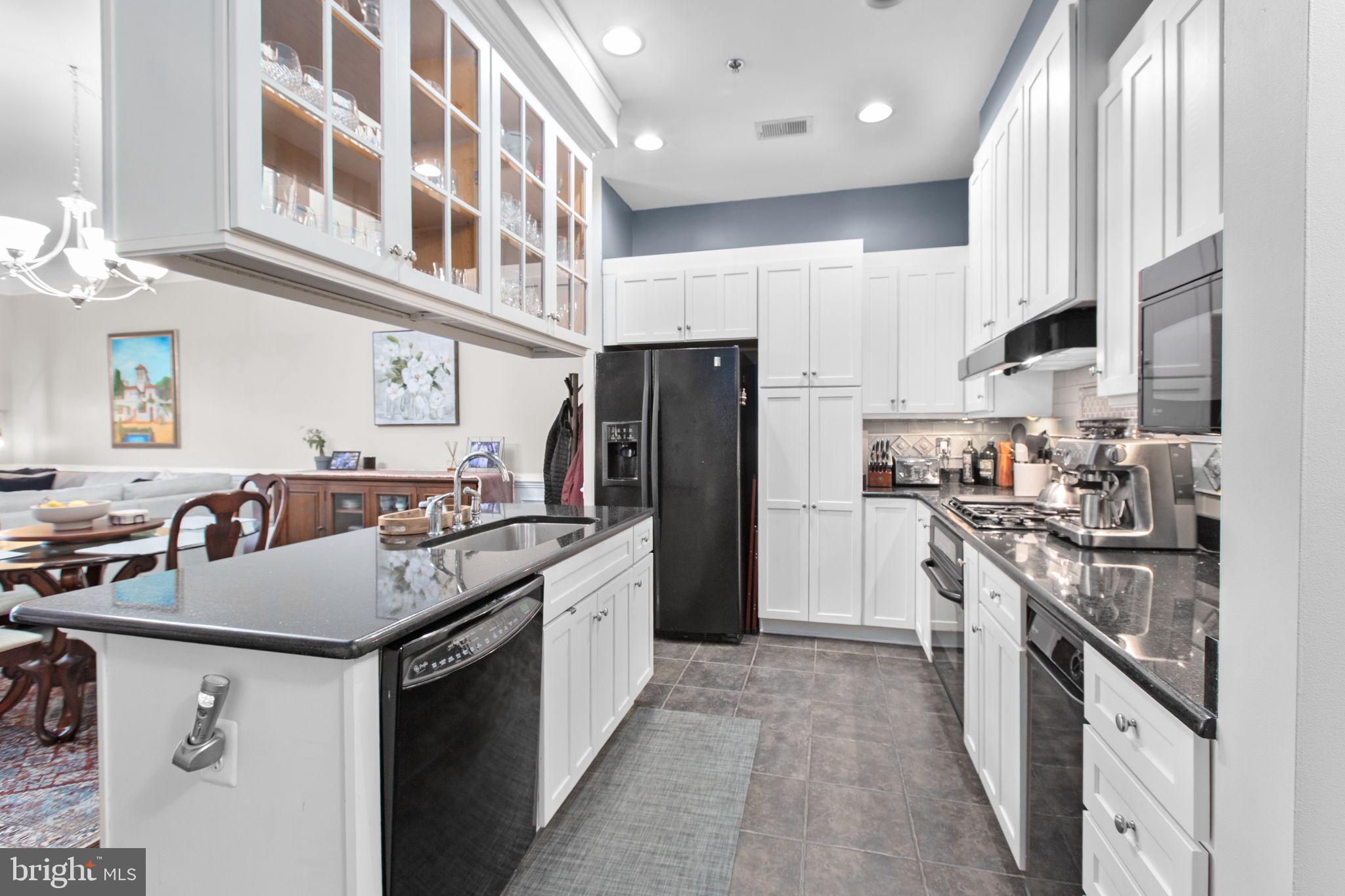 RIVER CLUB 1 AT BELMONT - Residential