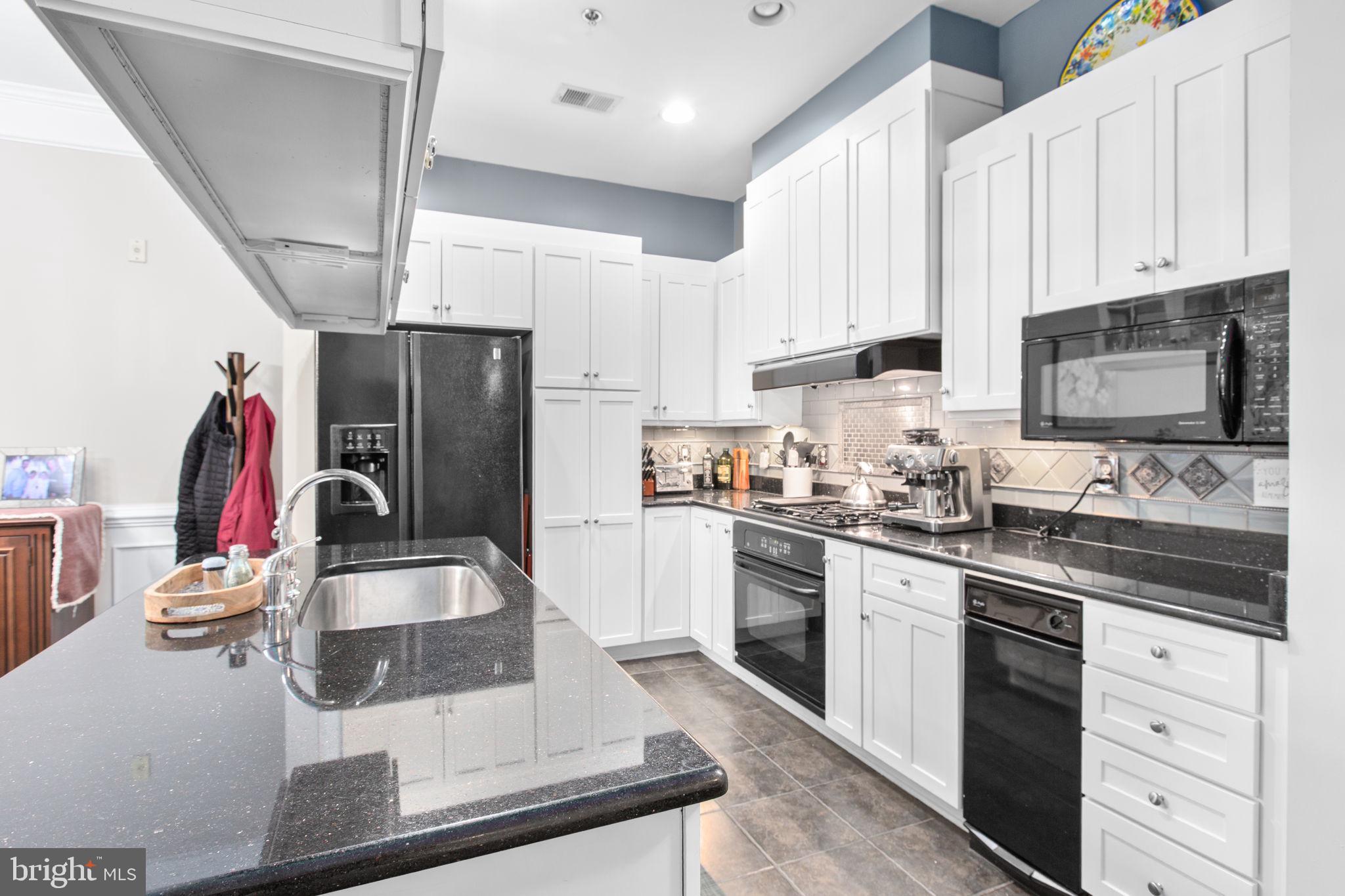 RIVER CLUB 1 AT BELMONT - Residential