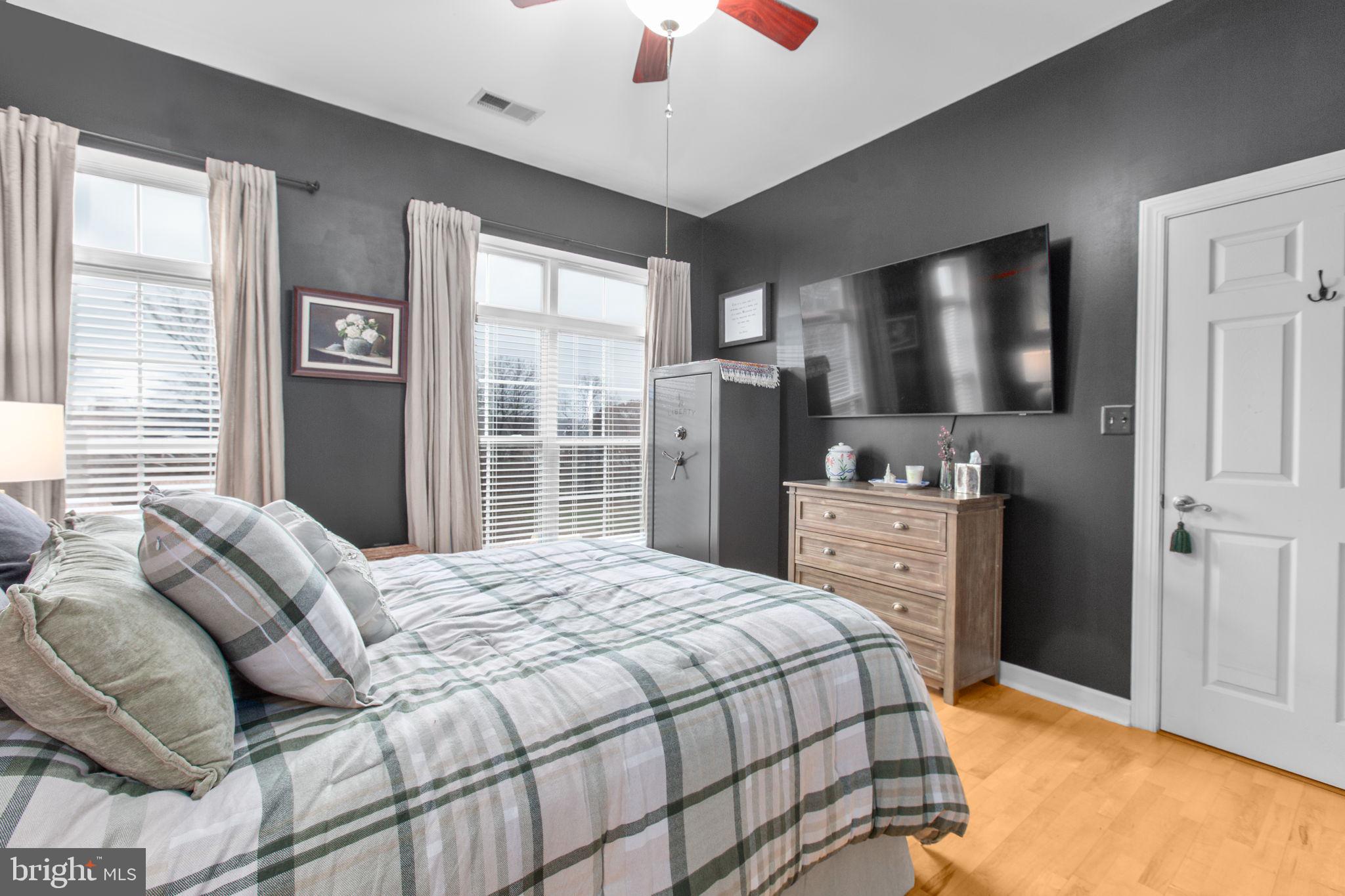 RIVER CLUB 1 AT BELMONT - Residential