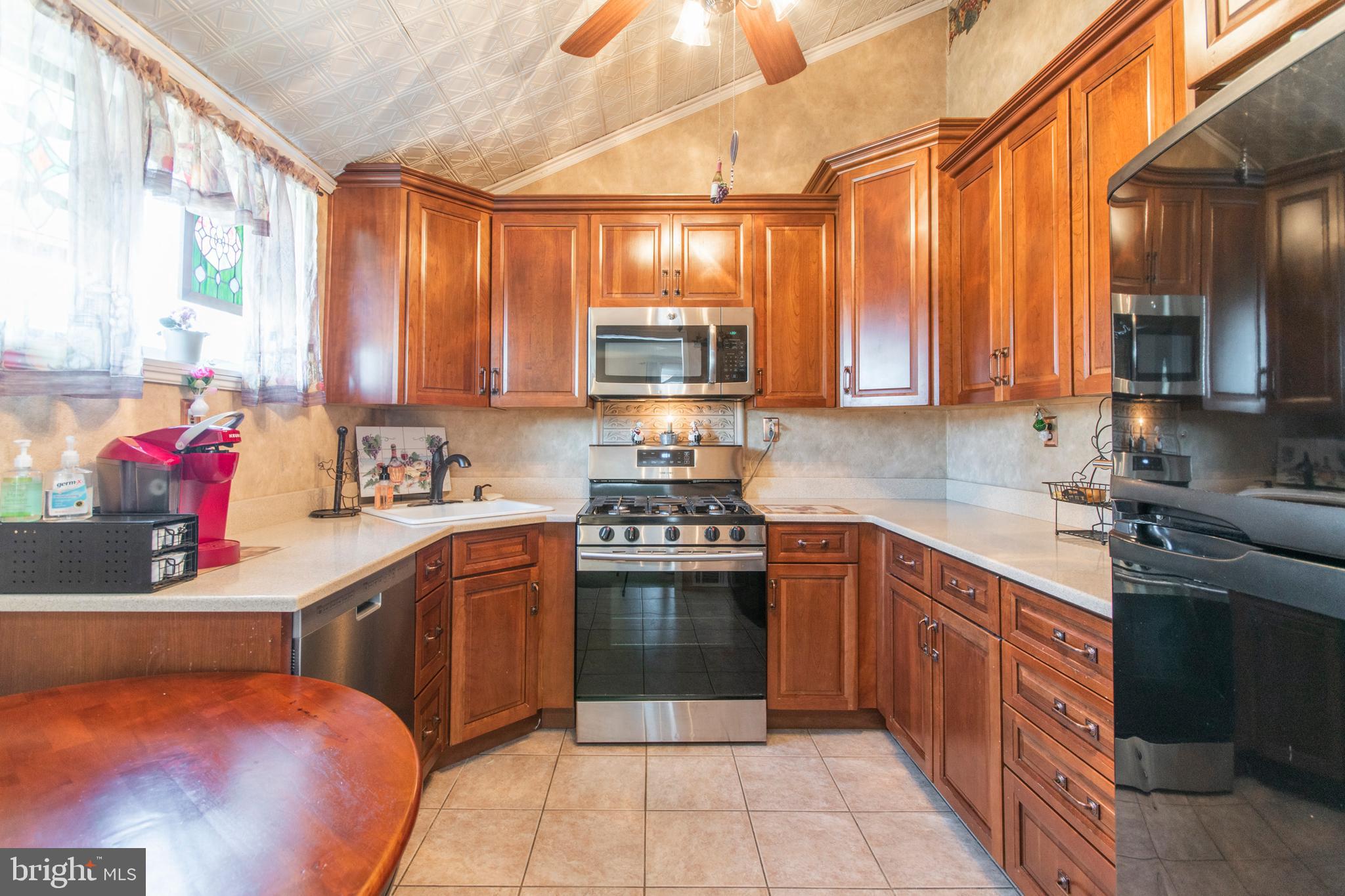 LYNNWOOD - Residential