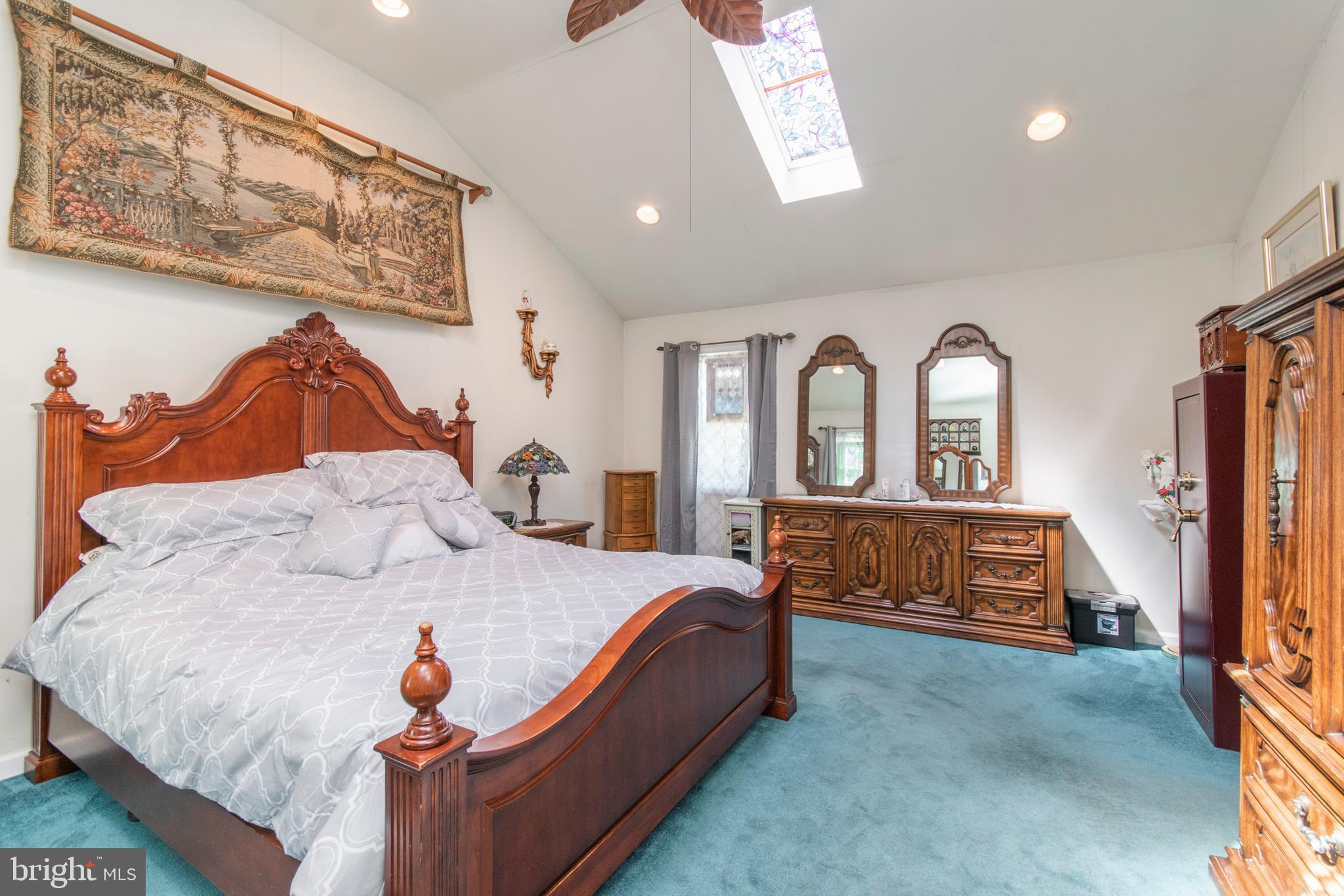 LYNNWOOD - Residential