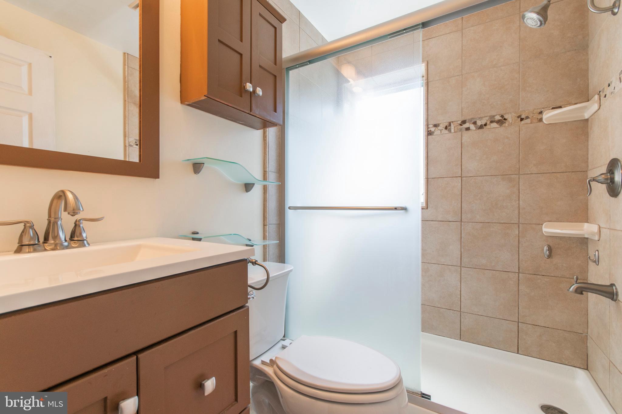 LYNNWOOD - Residential