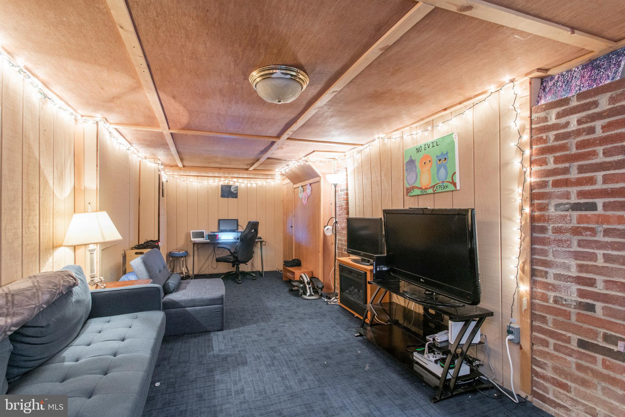 LYNNWOOD - Residential