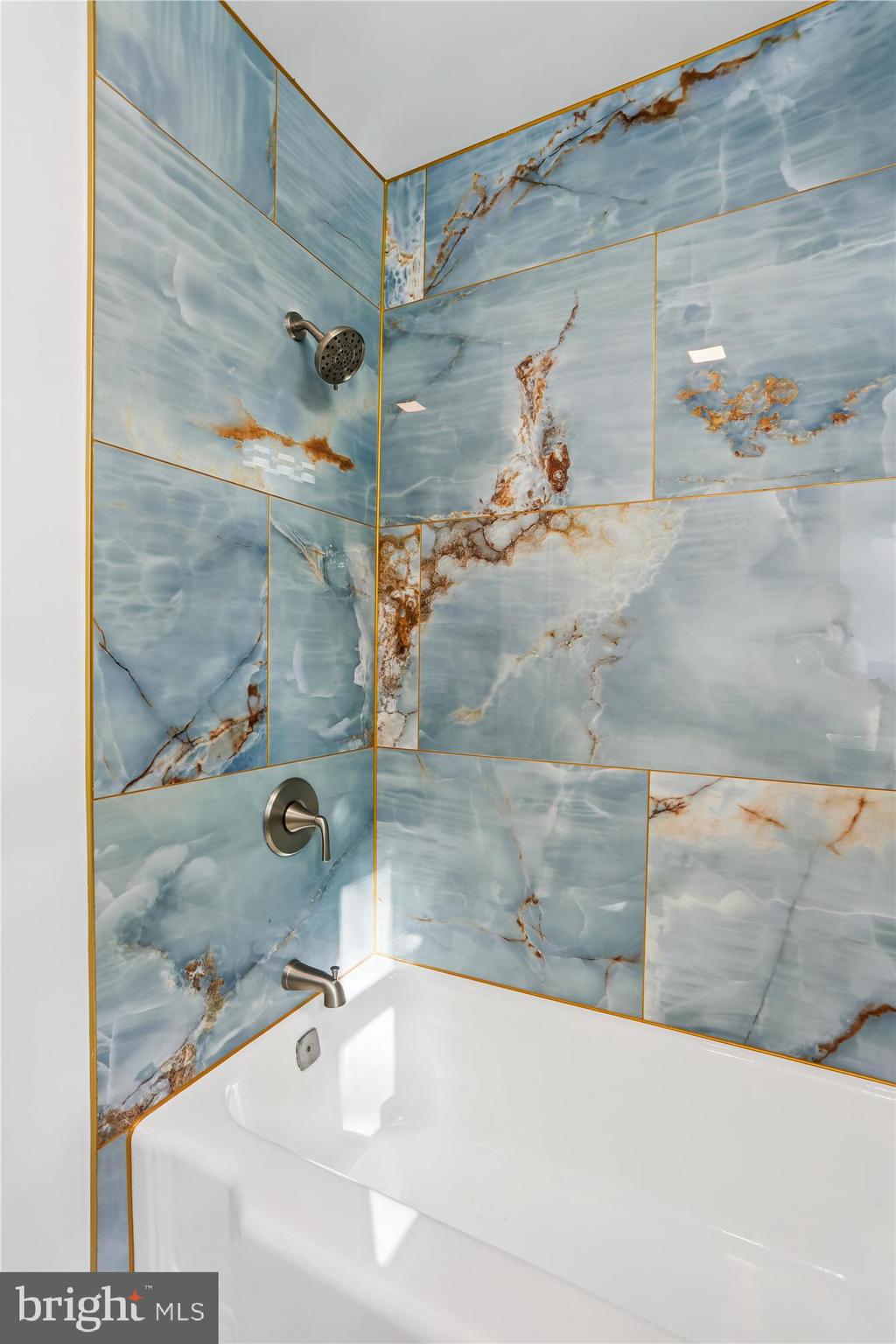 ROLLING TERRACE - Residential