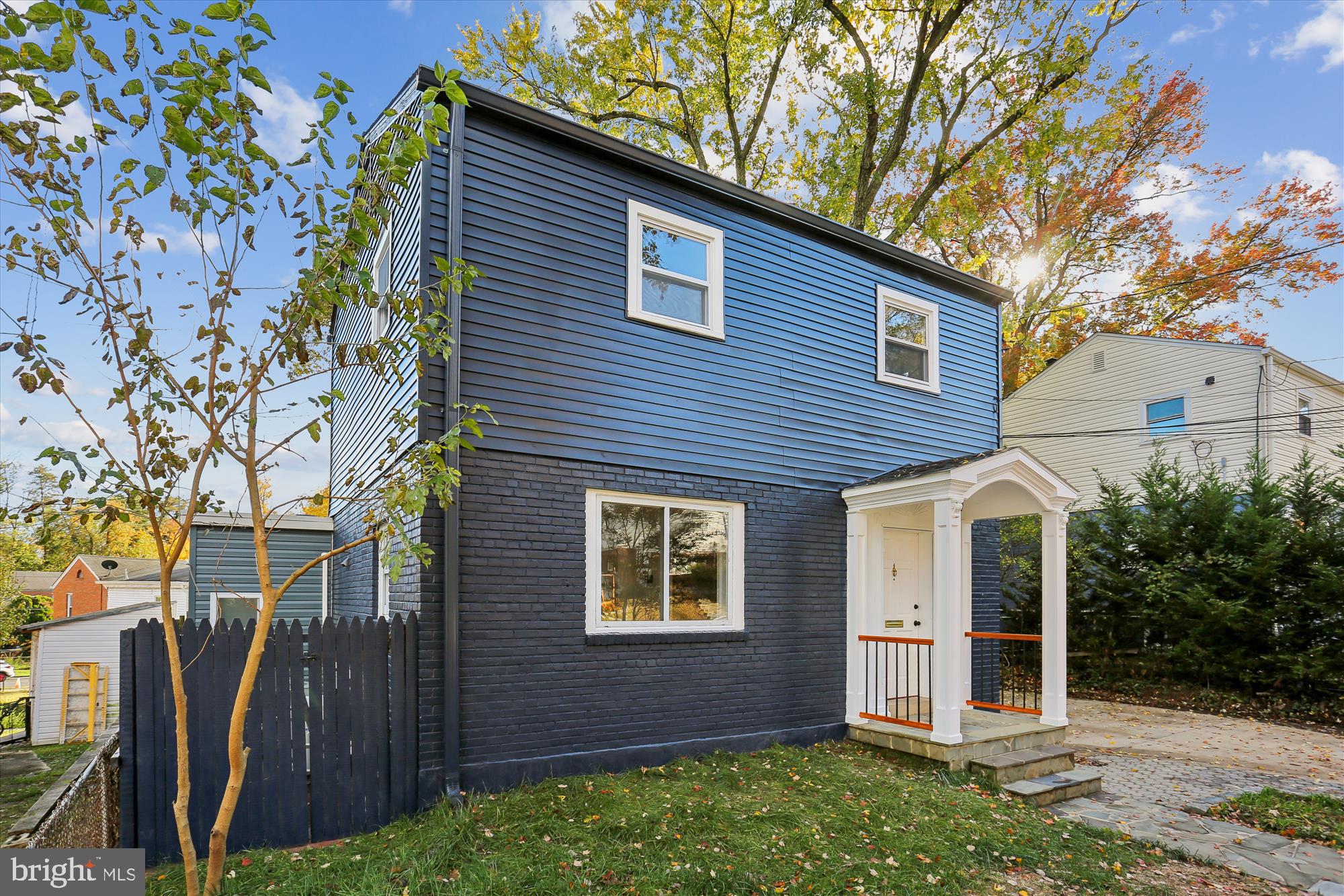 ROLLING TERRACE - Residential