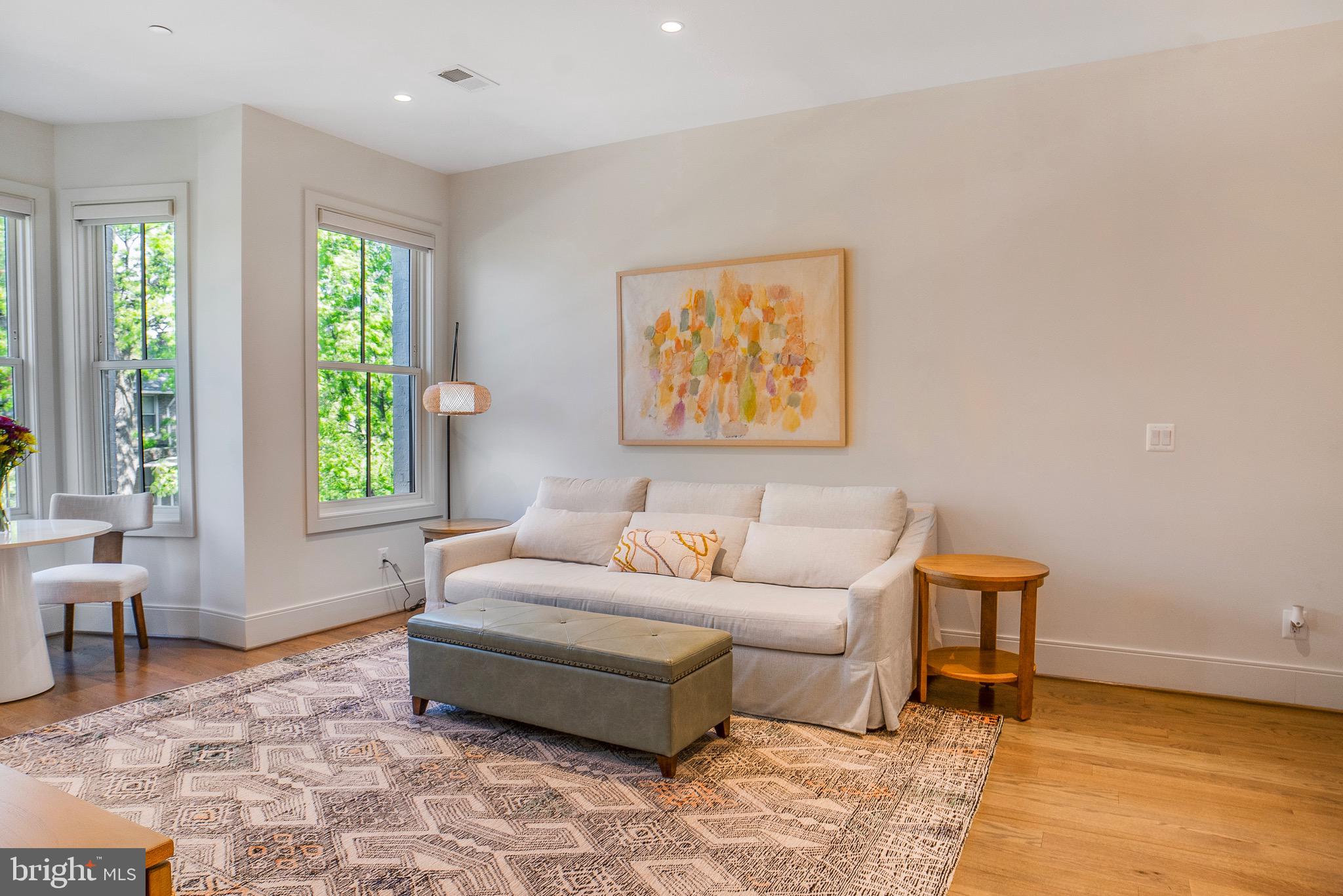 270 15TH STREET SE 301