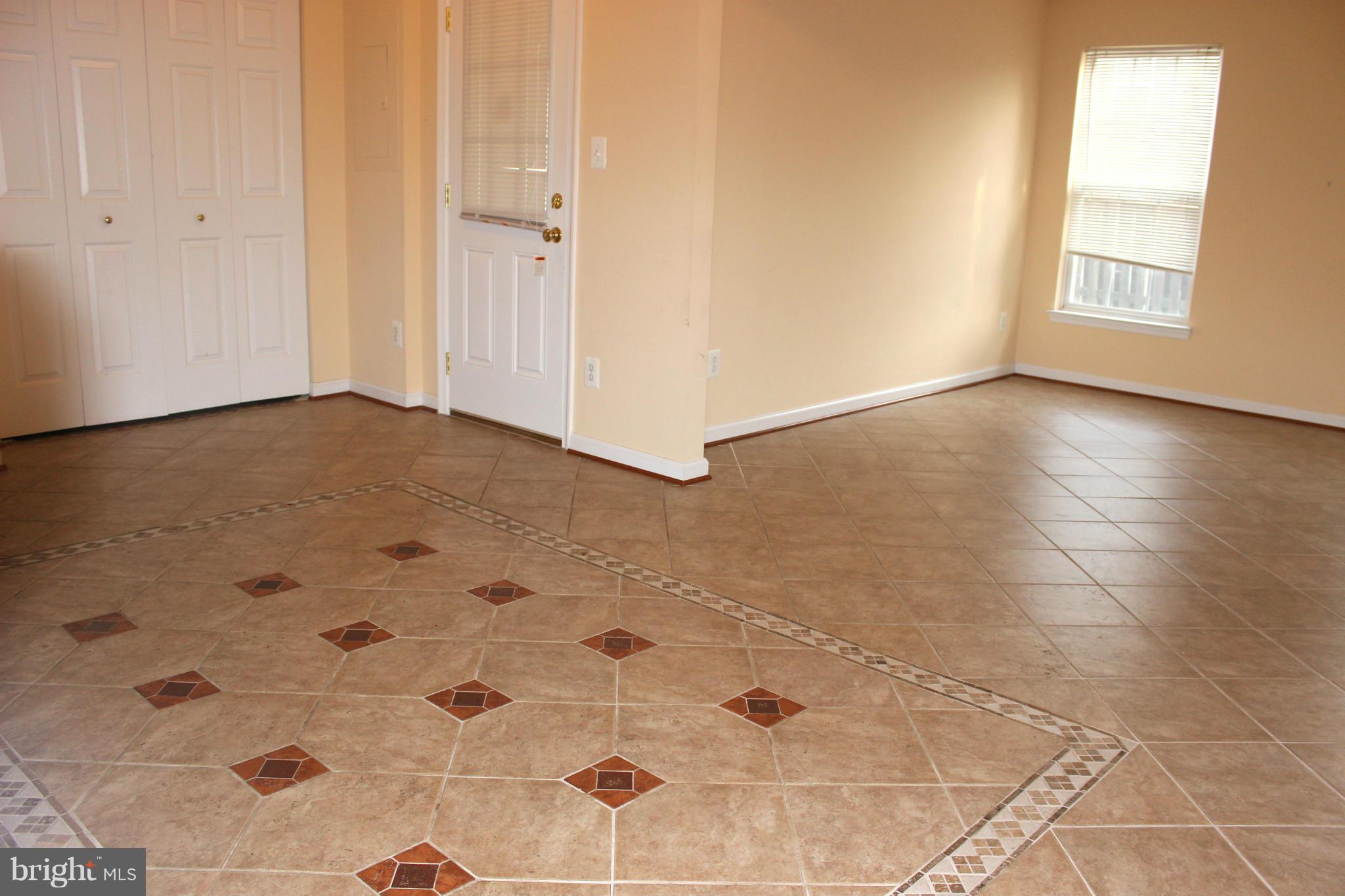 BRAEMAR/VILLAGES AT SAYBROOKE - Residential Lease