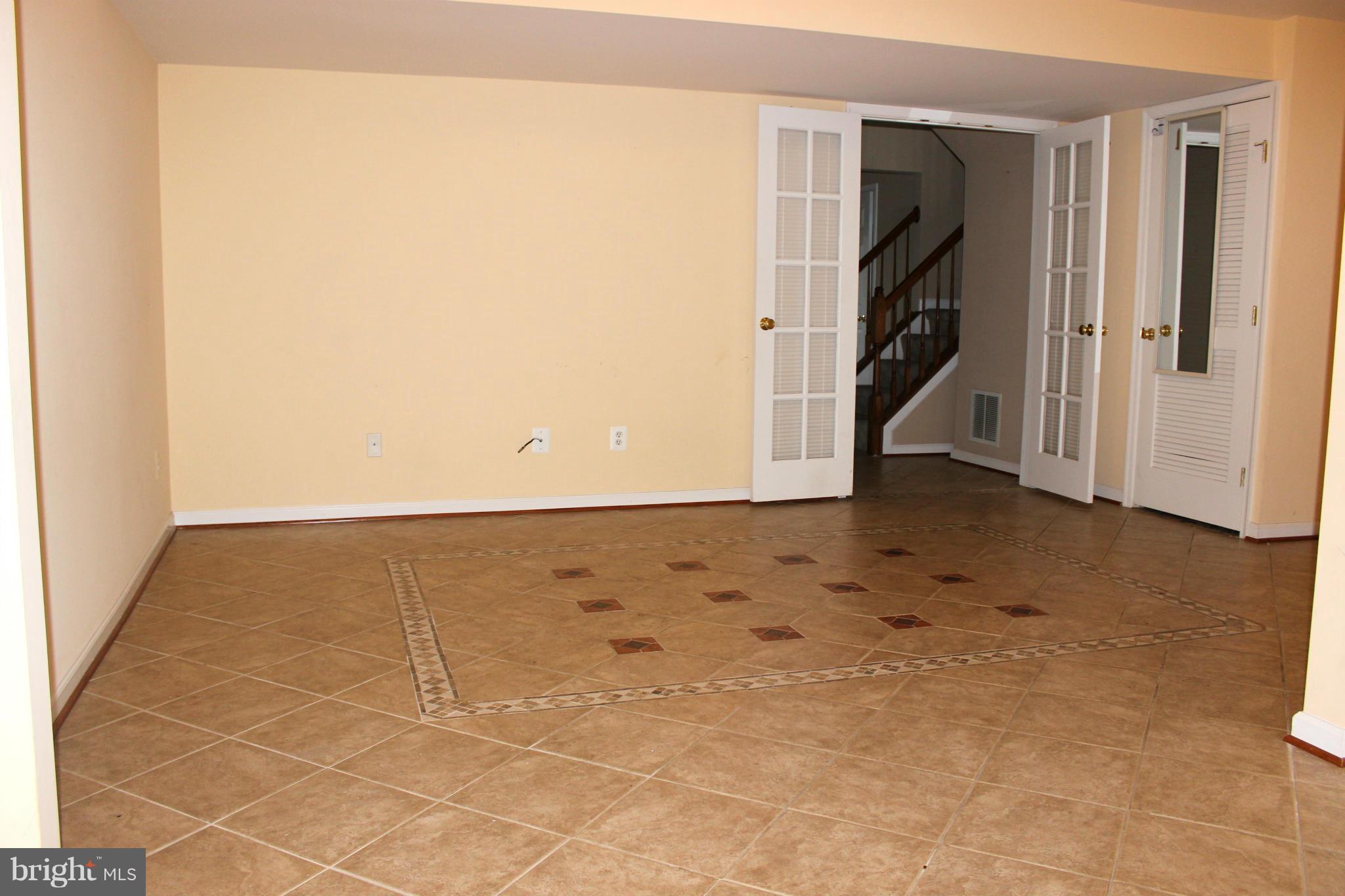 BRAEMAR/VILLAGES AT SAYBROOKE - Residential Lease