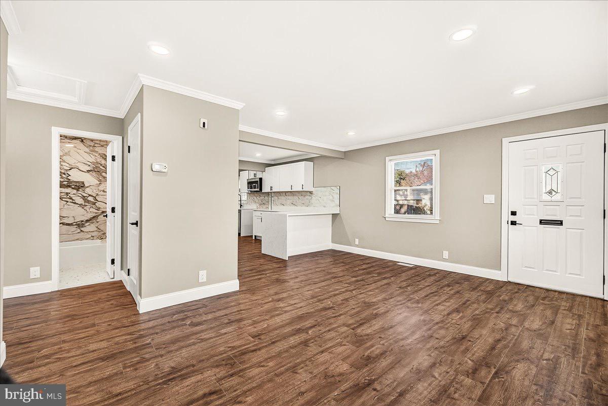 DOWNTOWN FREDERICK - Residential Lease