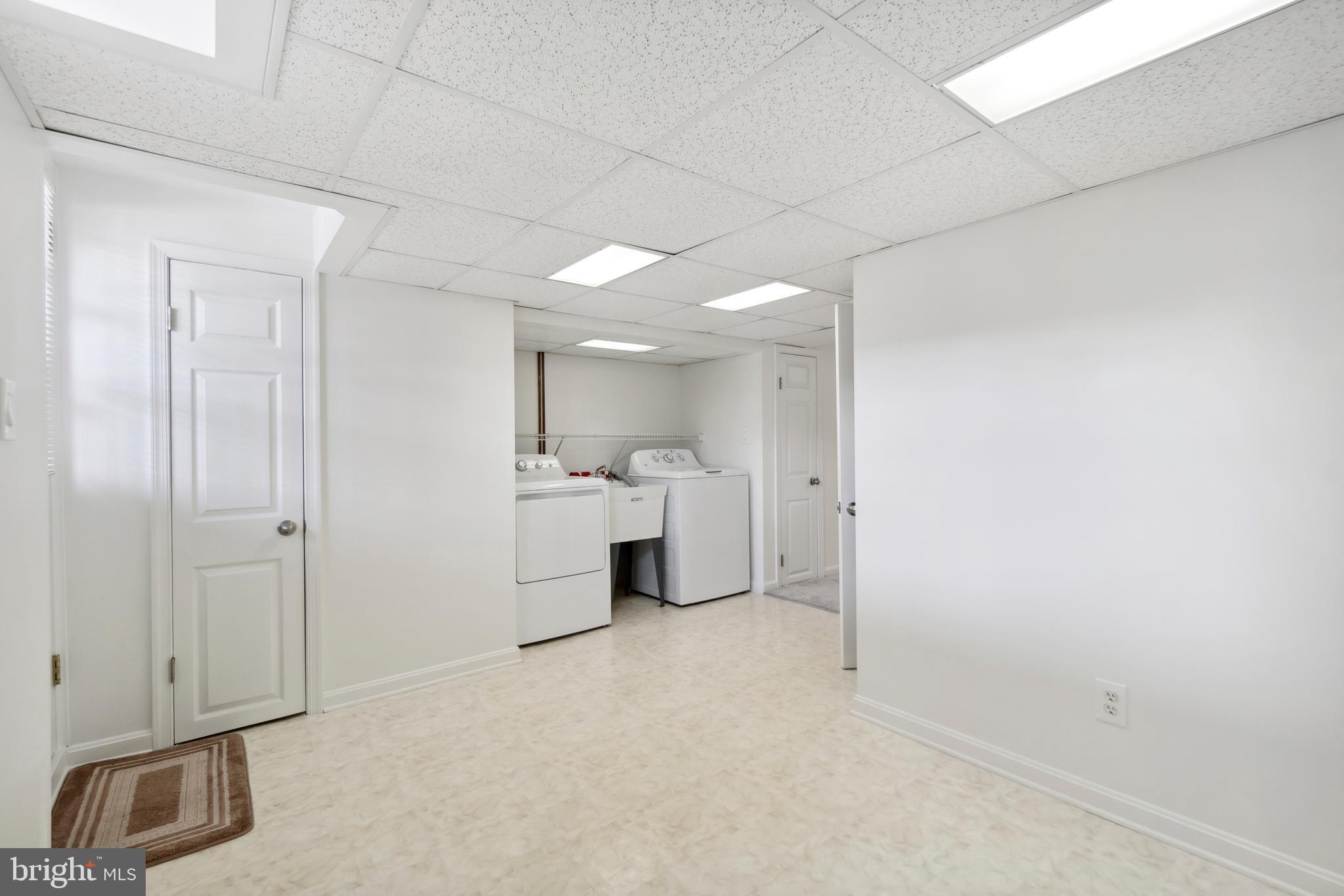 EASTWOOD - Residential