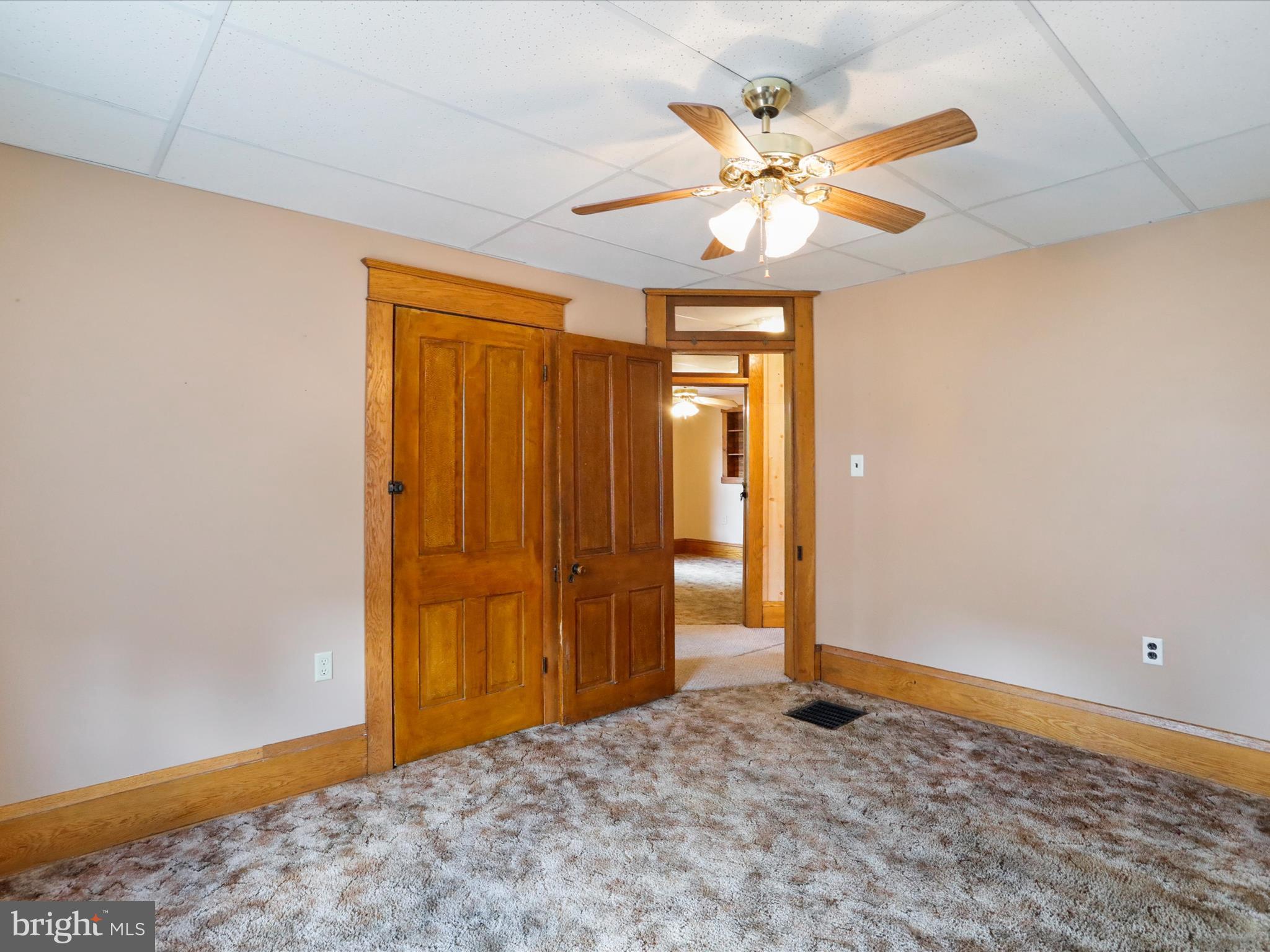 WEST END - Residential