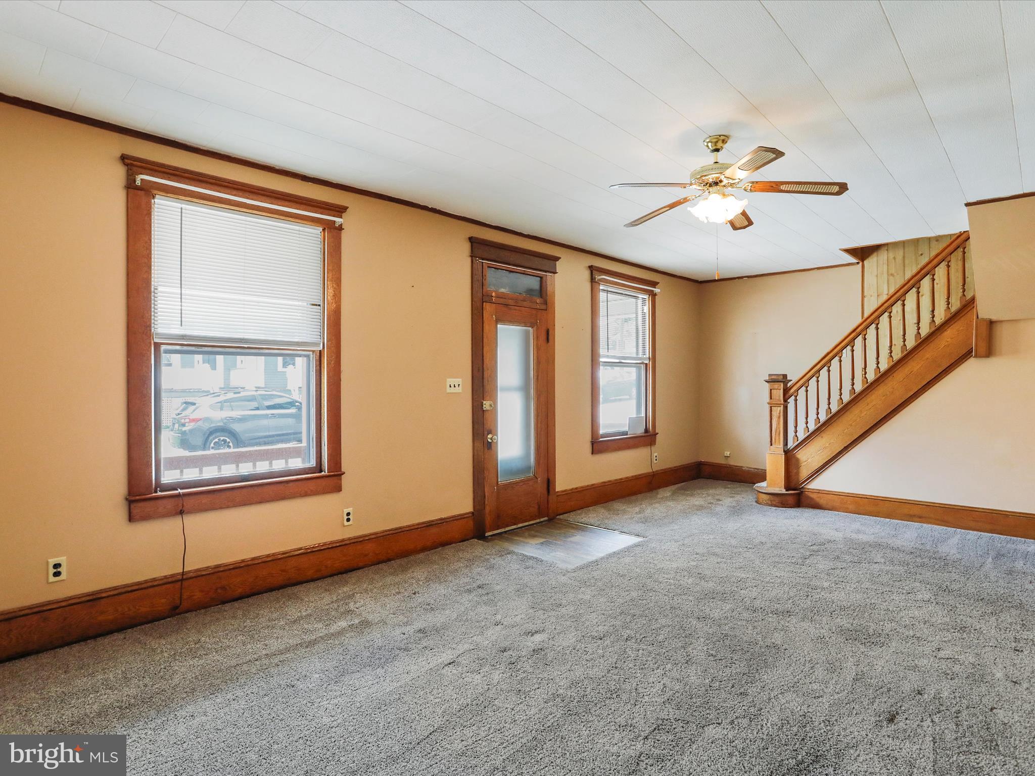 WEST END - Residential