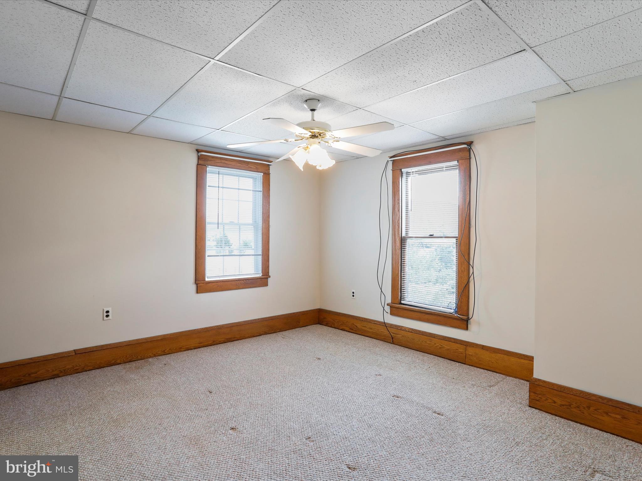 WEST END - Residential