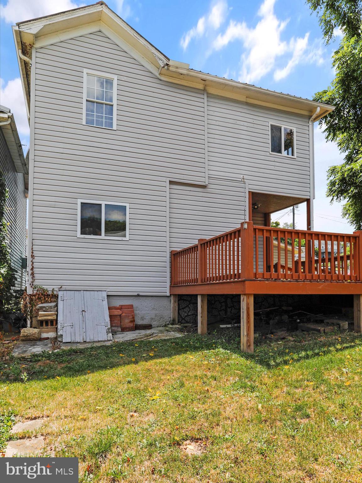 WEST END - Residential