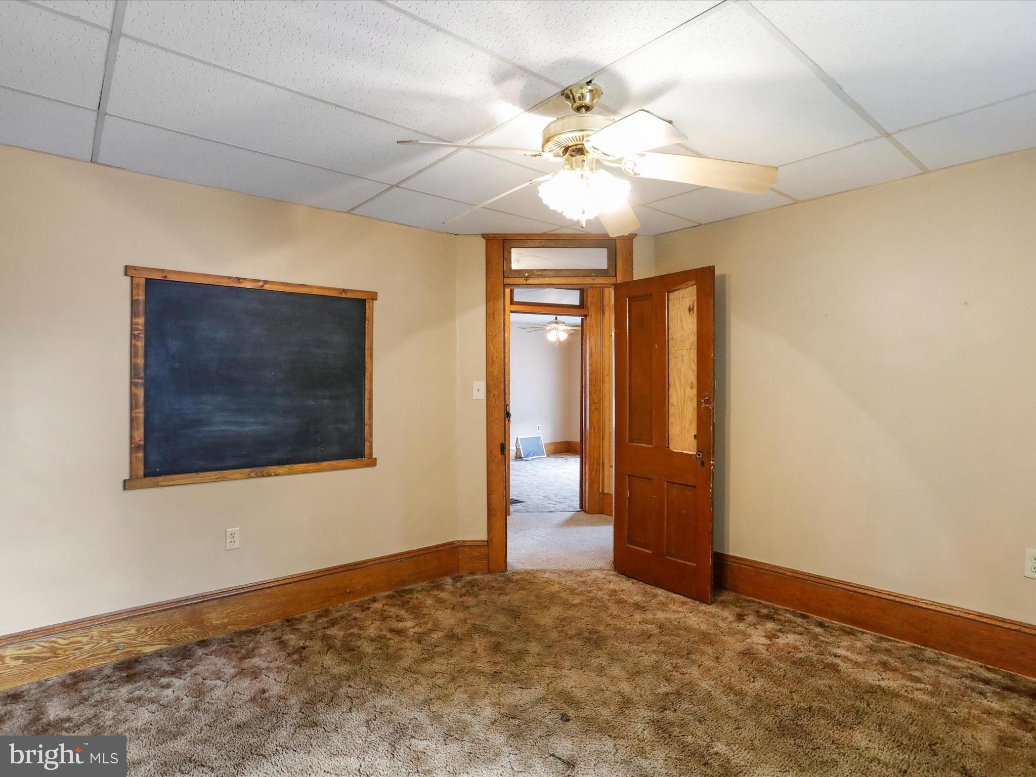 WEST END - Residential