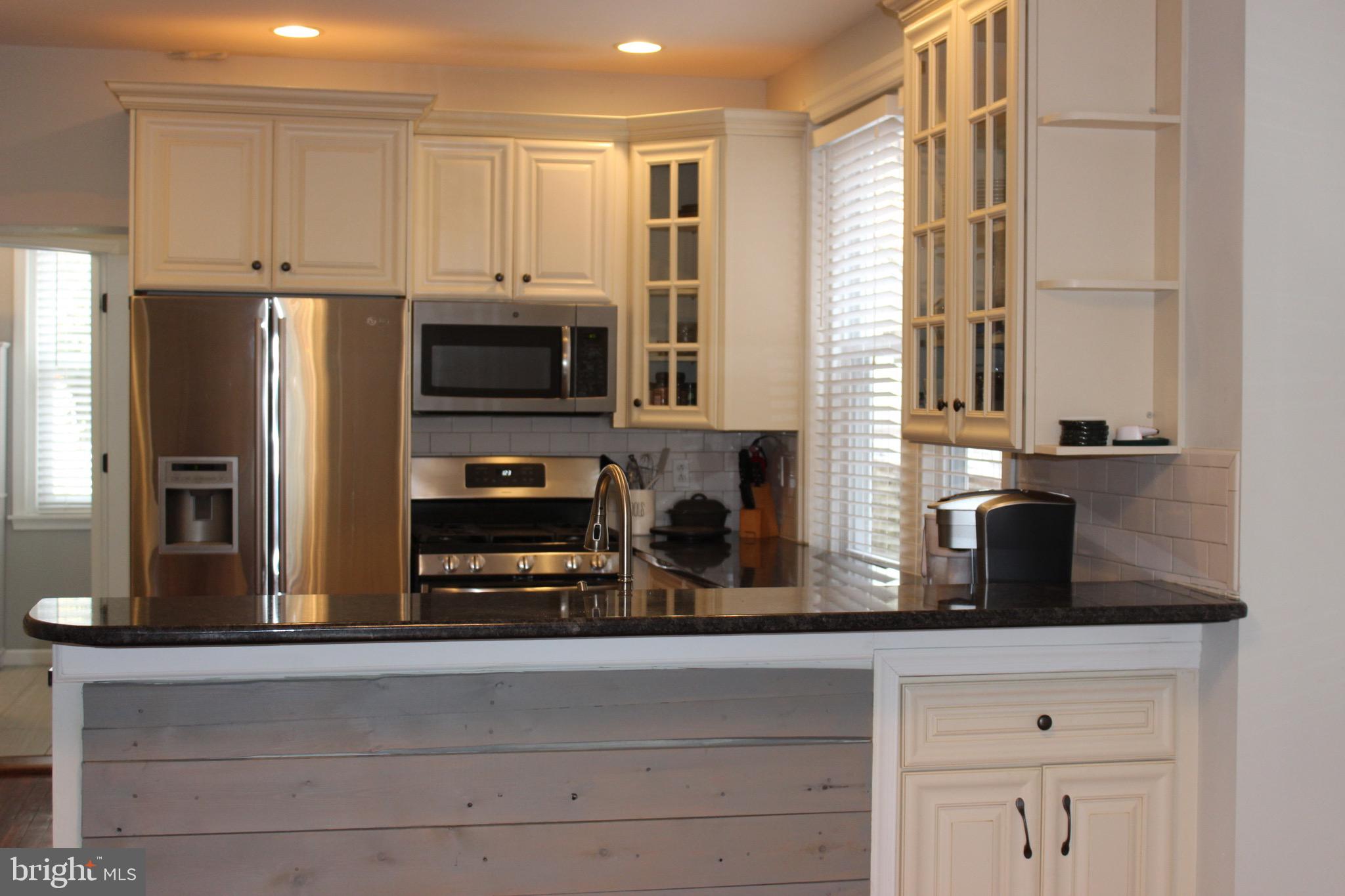 MANAYUNK - Residential Lease