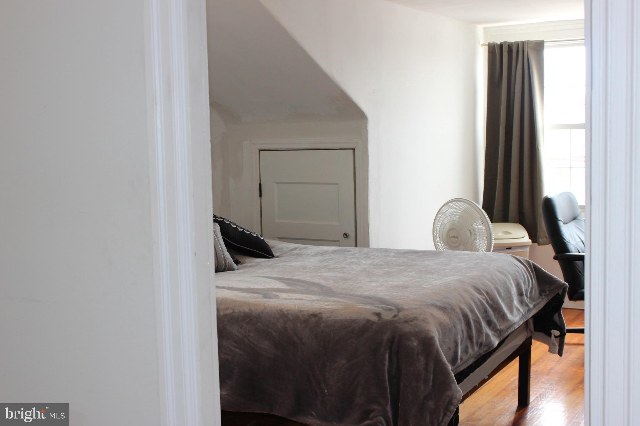 MANAYUNK - Residential Lease